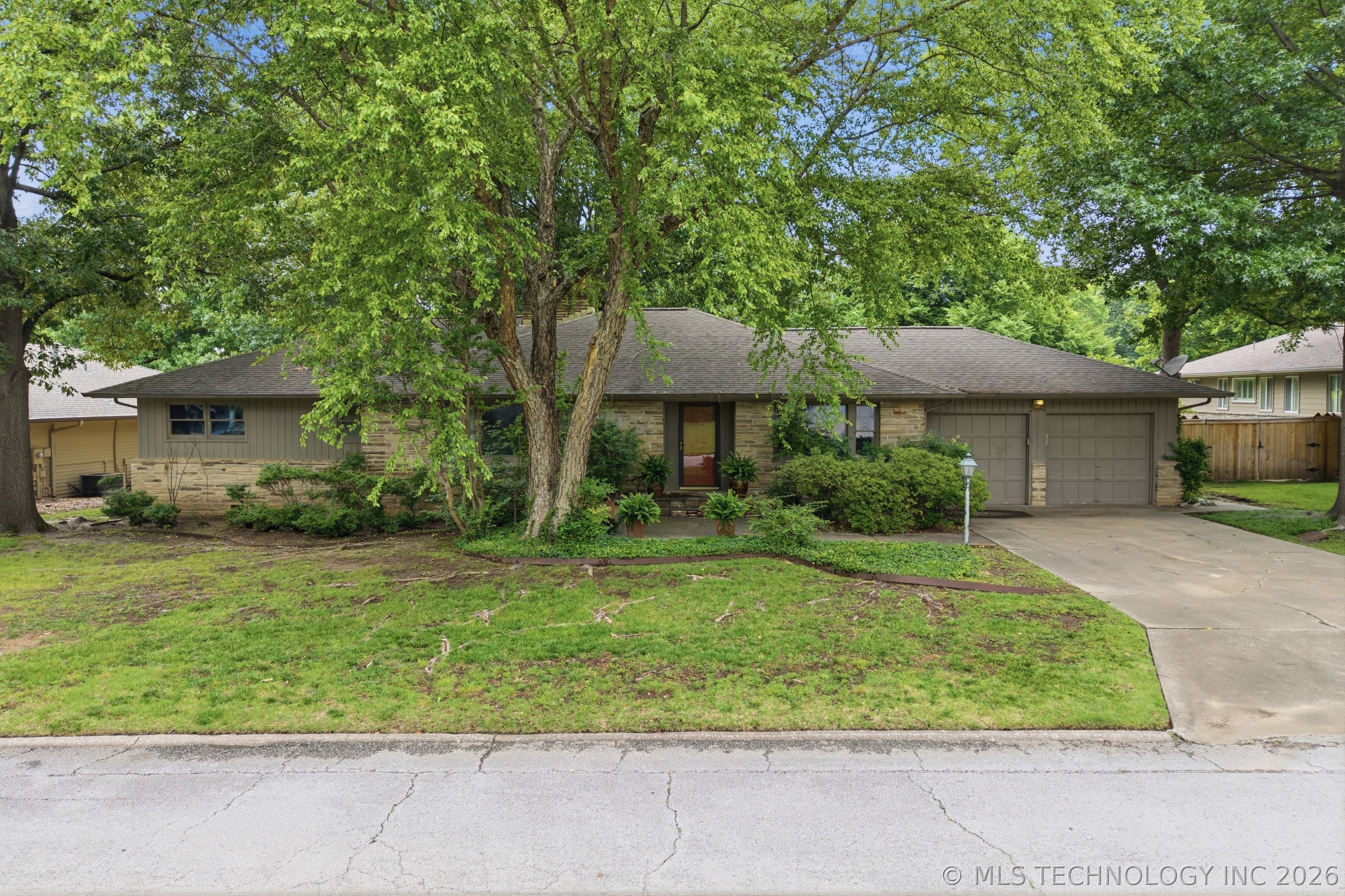 3640 S Gary Avenue Property Photo 1