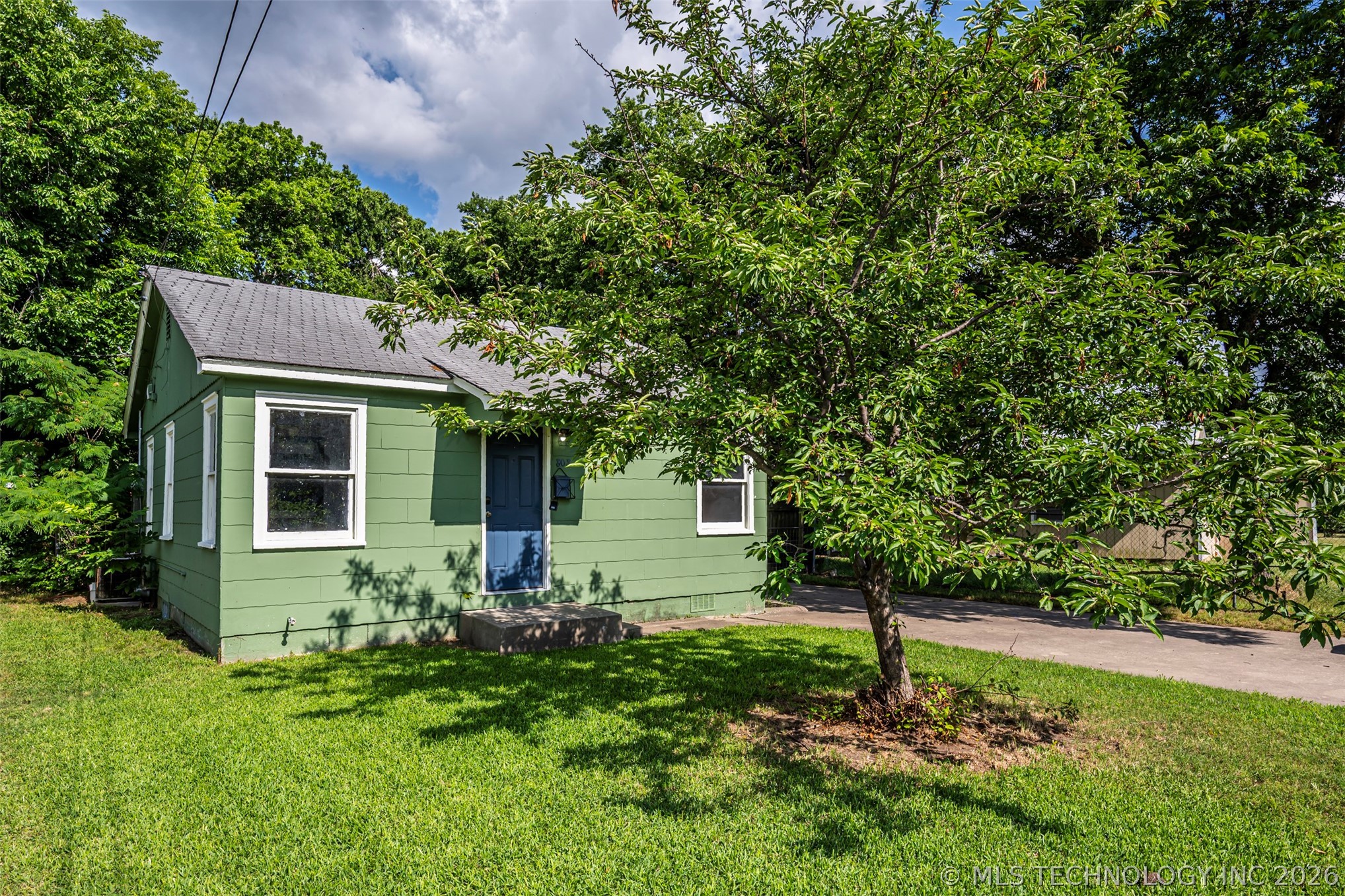 2620554 Property Photo 1
