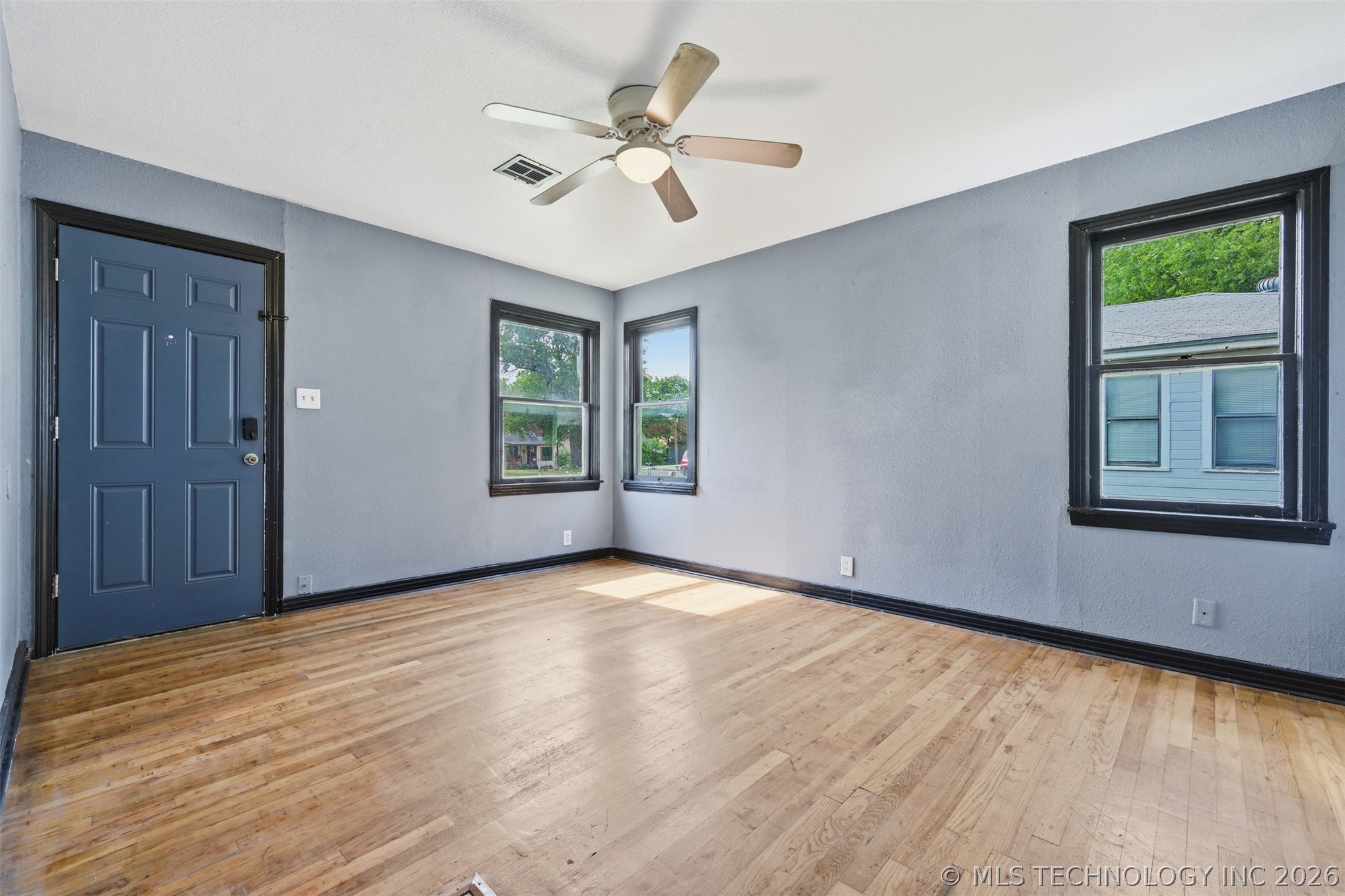 2620554 Property Photo 4