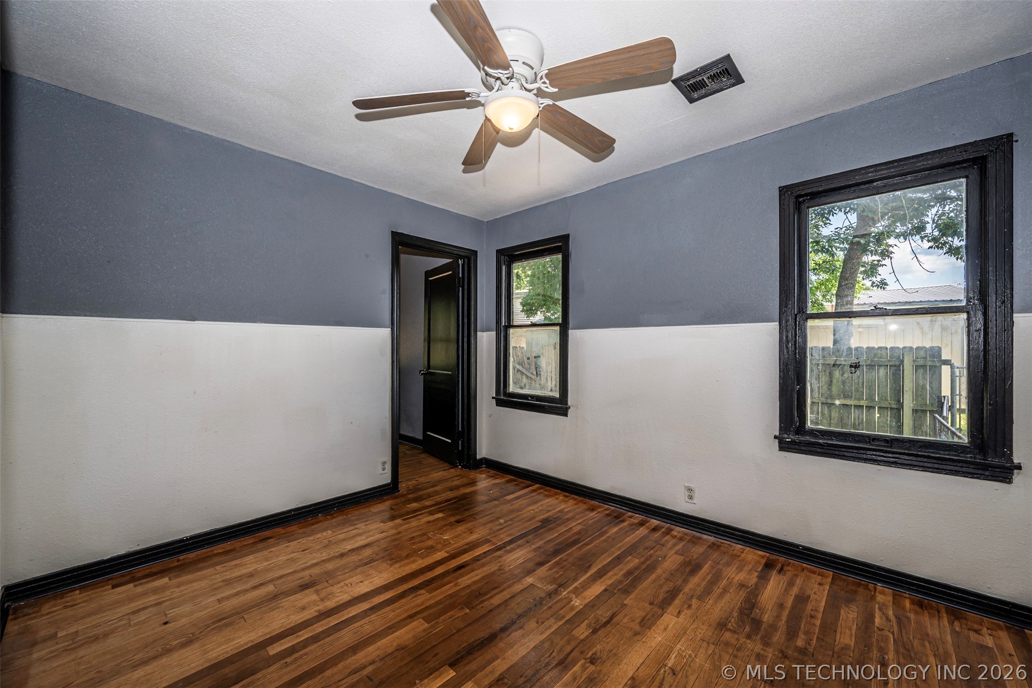 2620554 Property Photo 10