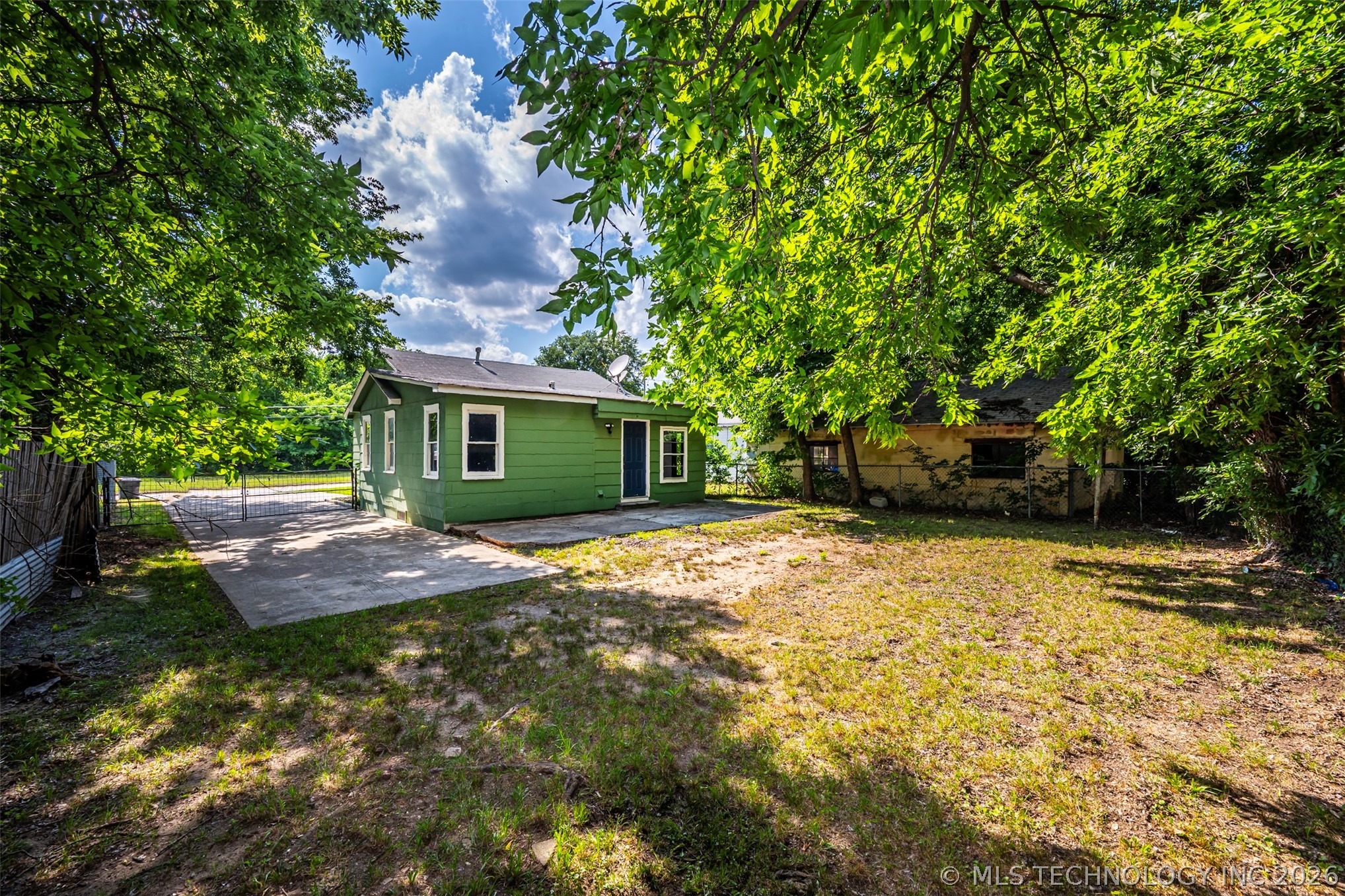 2620554 Property Photo 17