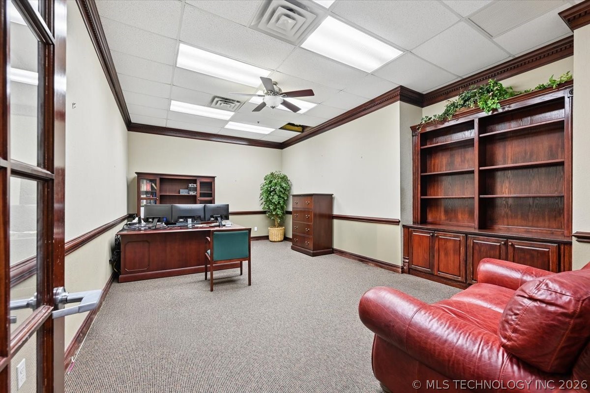 4915 S Union Avenue Property Photo 19