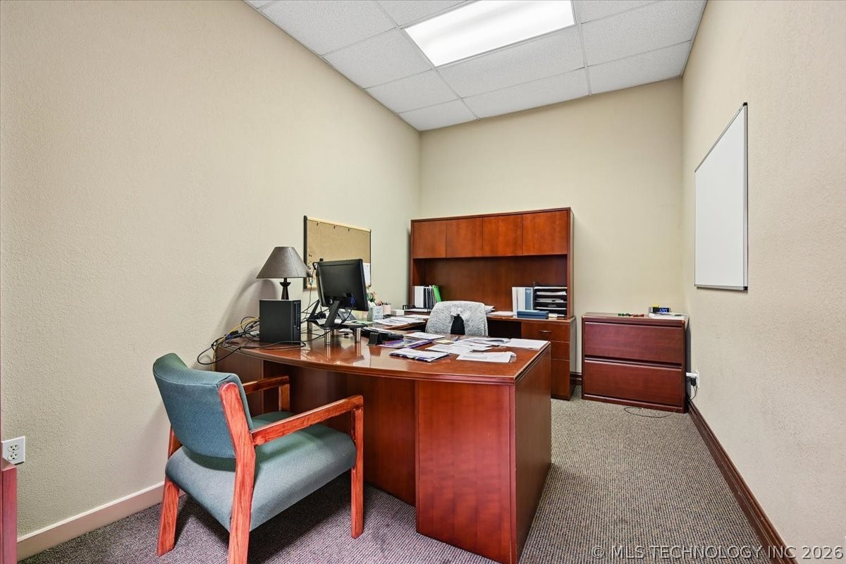 4915 S Union Avenue Property Photo 23