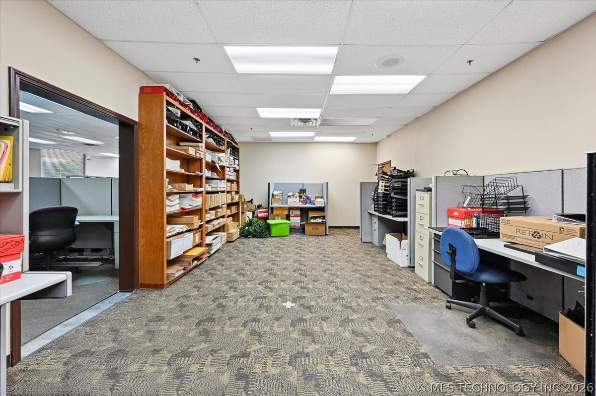 4915 S Union Avenue Property Photo 49