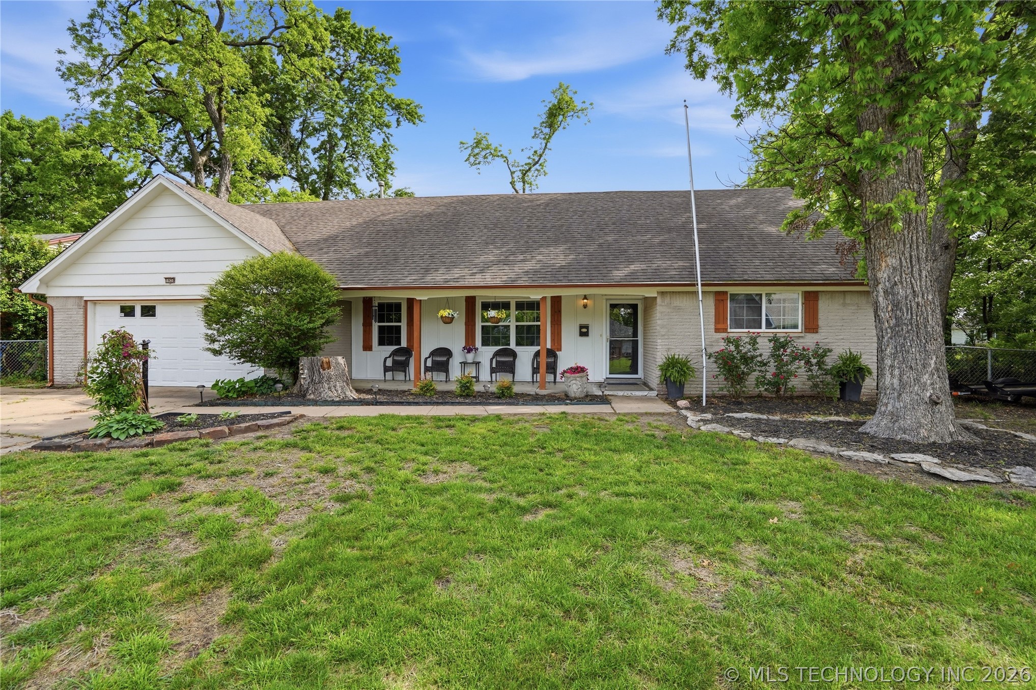 1920 E 53rd Street Property Photo 1