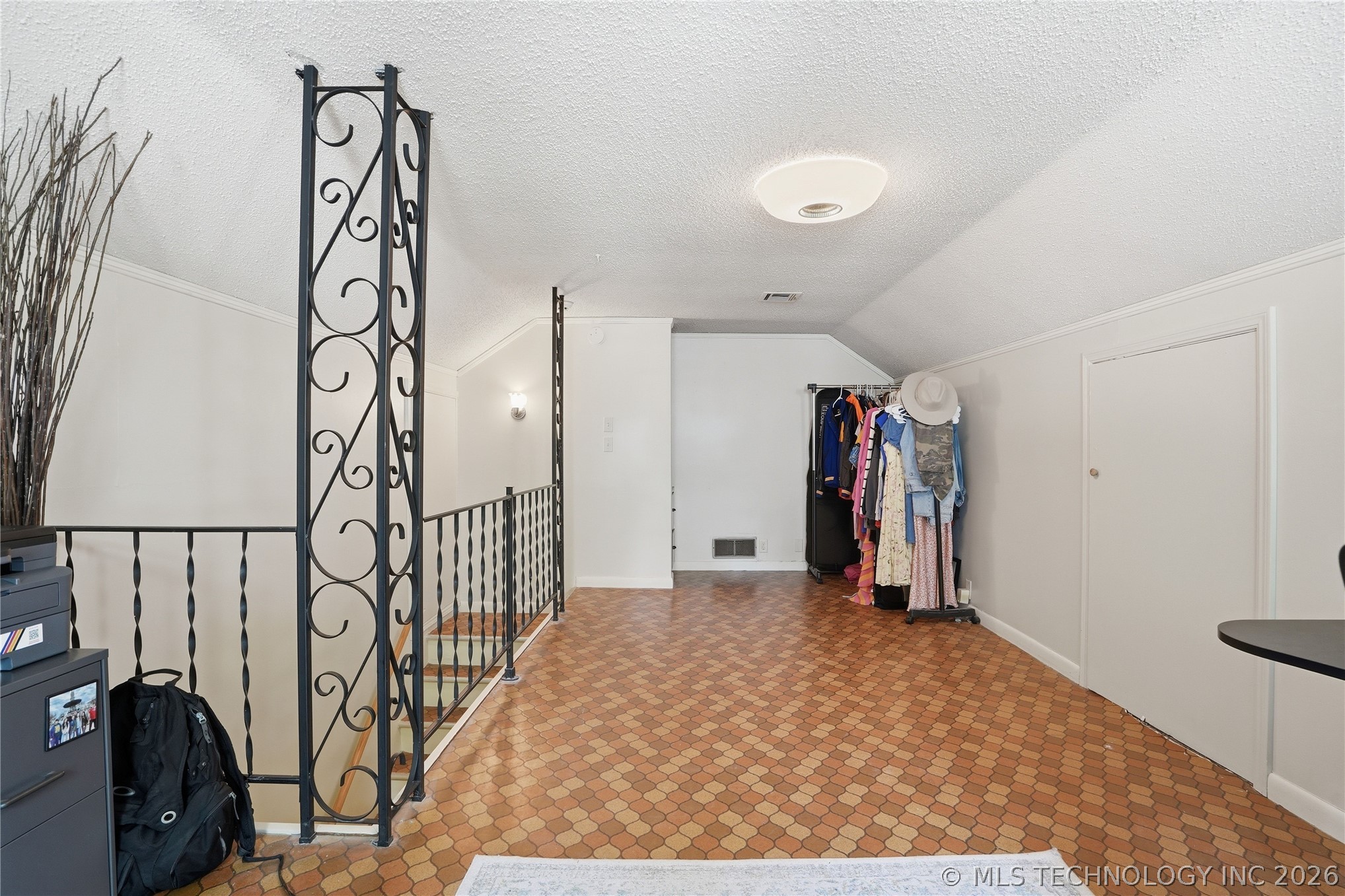 1920 E 53rd Street Property Photo 39