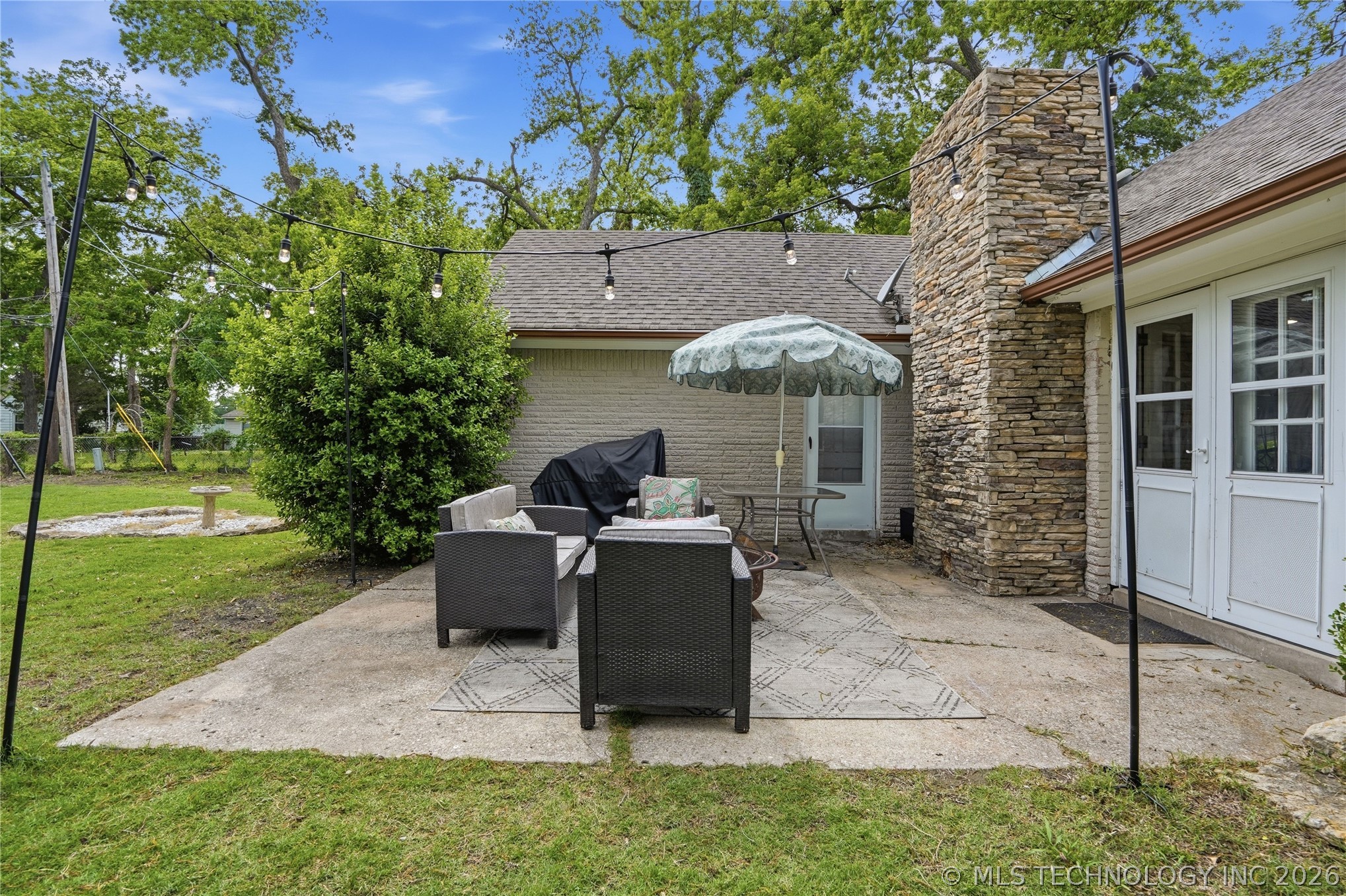1920 E 53rd Street Property Photo 42
