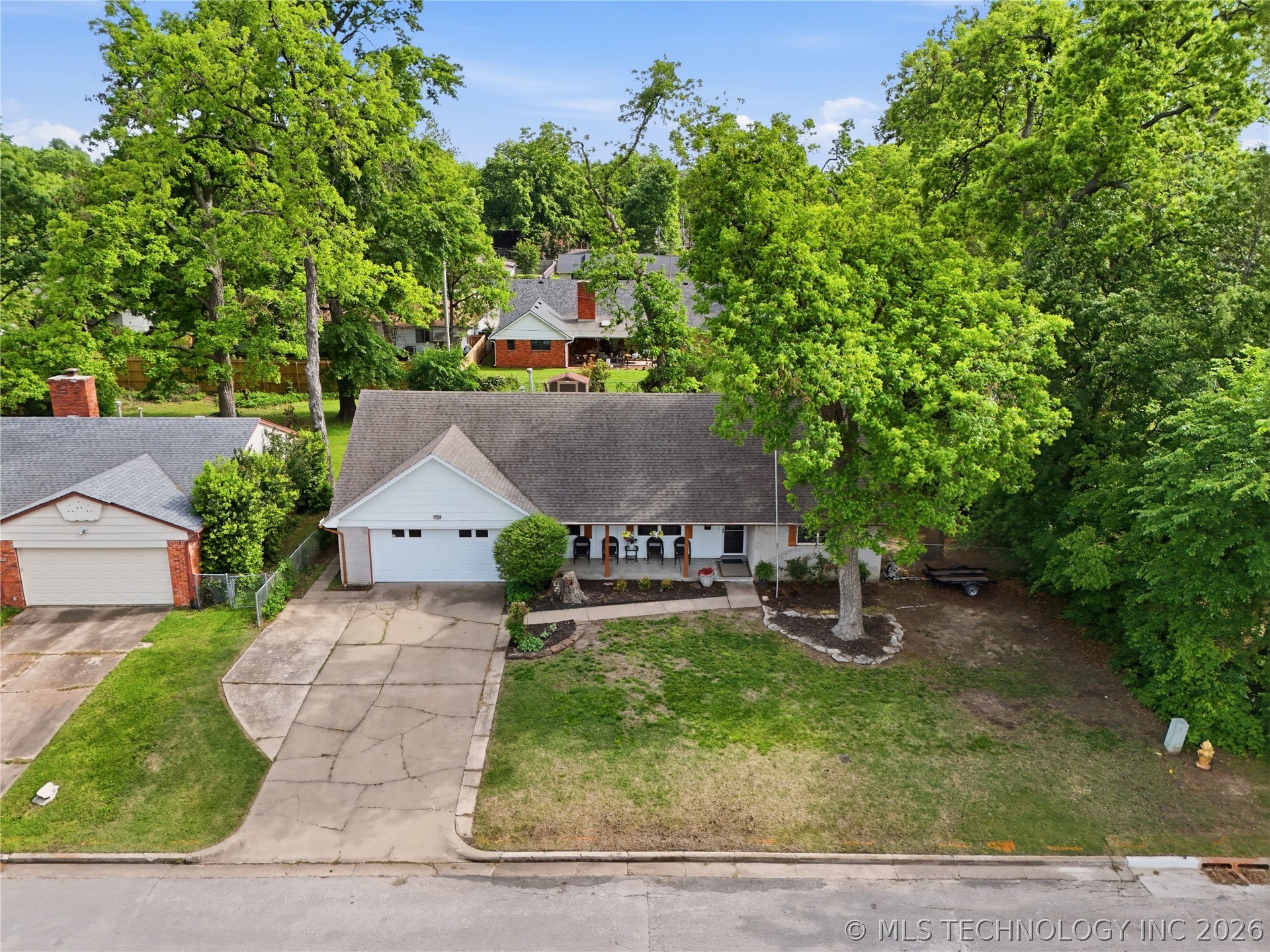 1920 E 53rd Street Property Photo 44