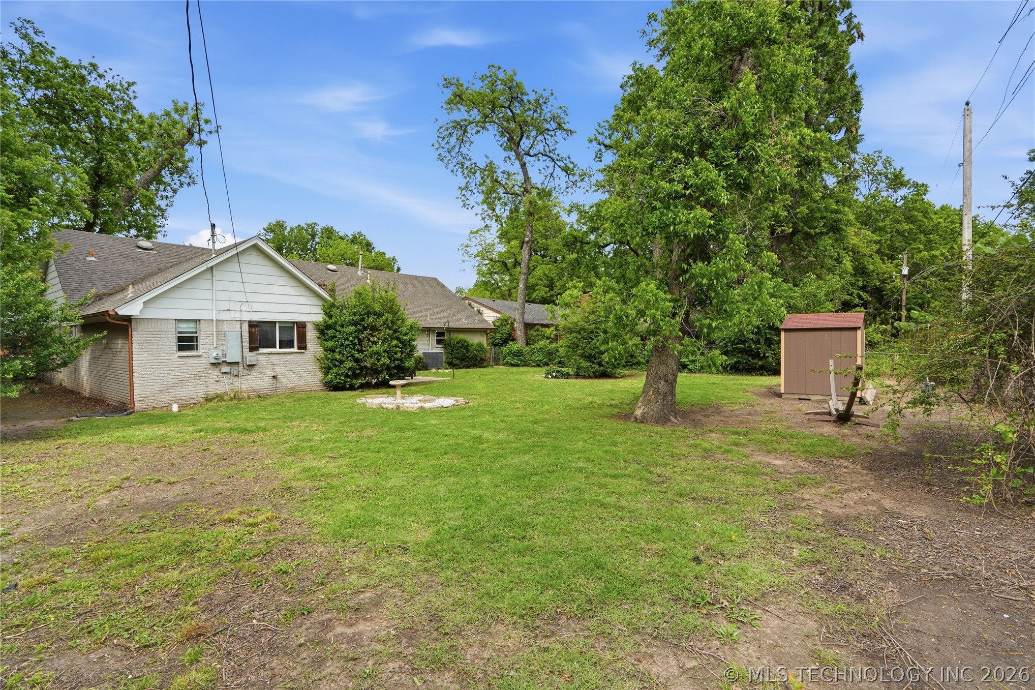 1920 E 53rd Street Property Photo 46