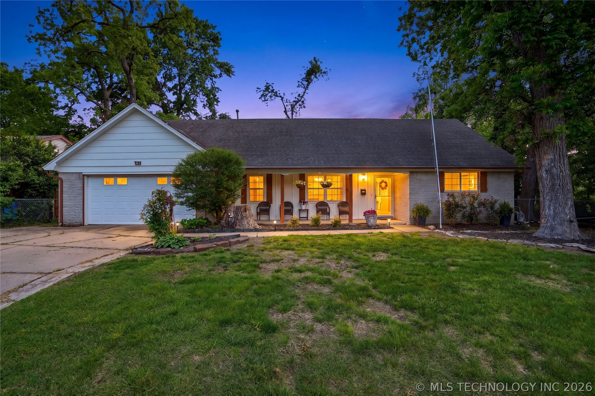 1920 E 53rd Street Property Photo 52