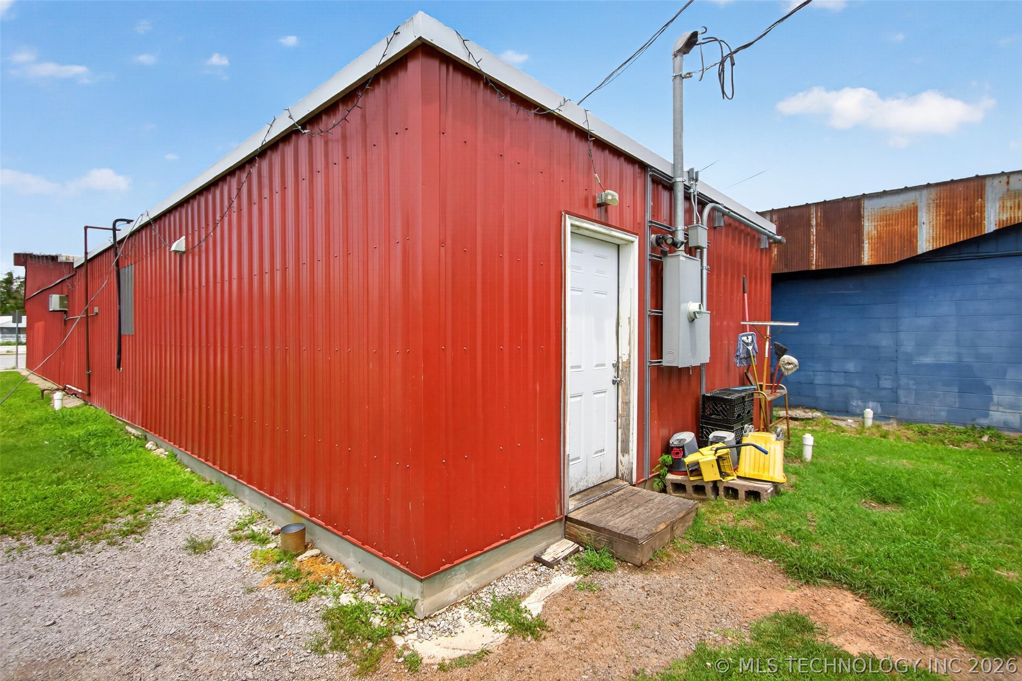 206 W Ferry Street Property Photo 7
