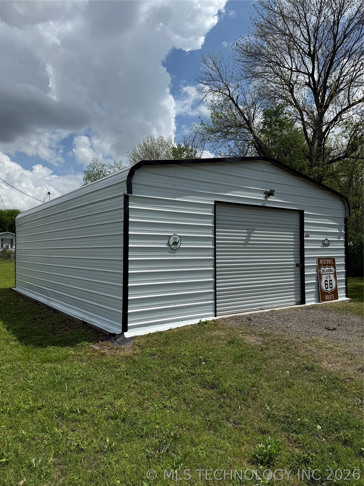 409 S 5th Street Property Photo 2