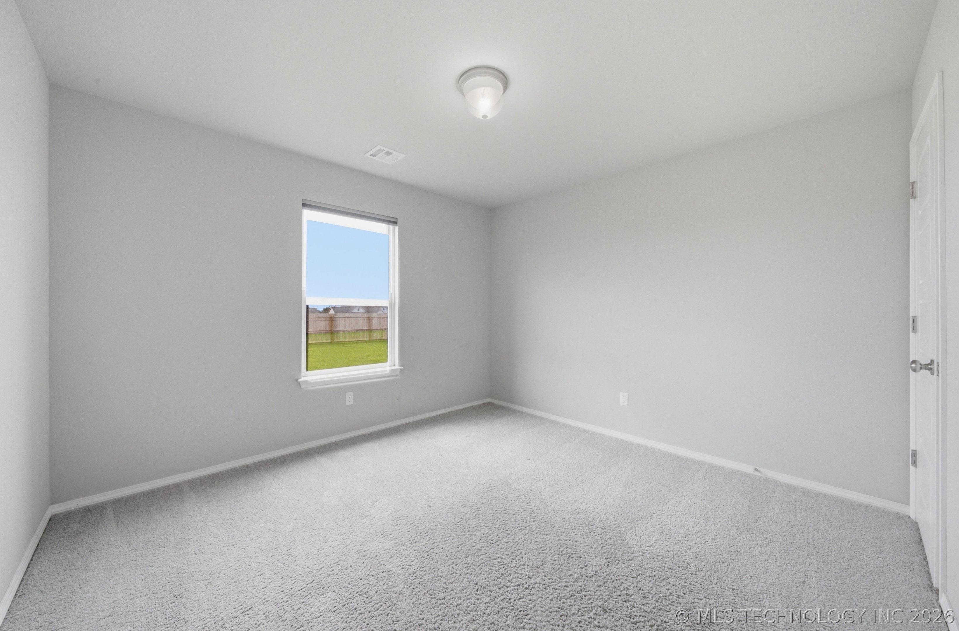 15454 S 36th East Avenue Property Photo 27