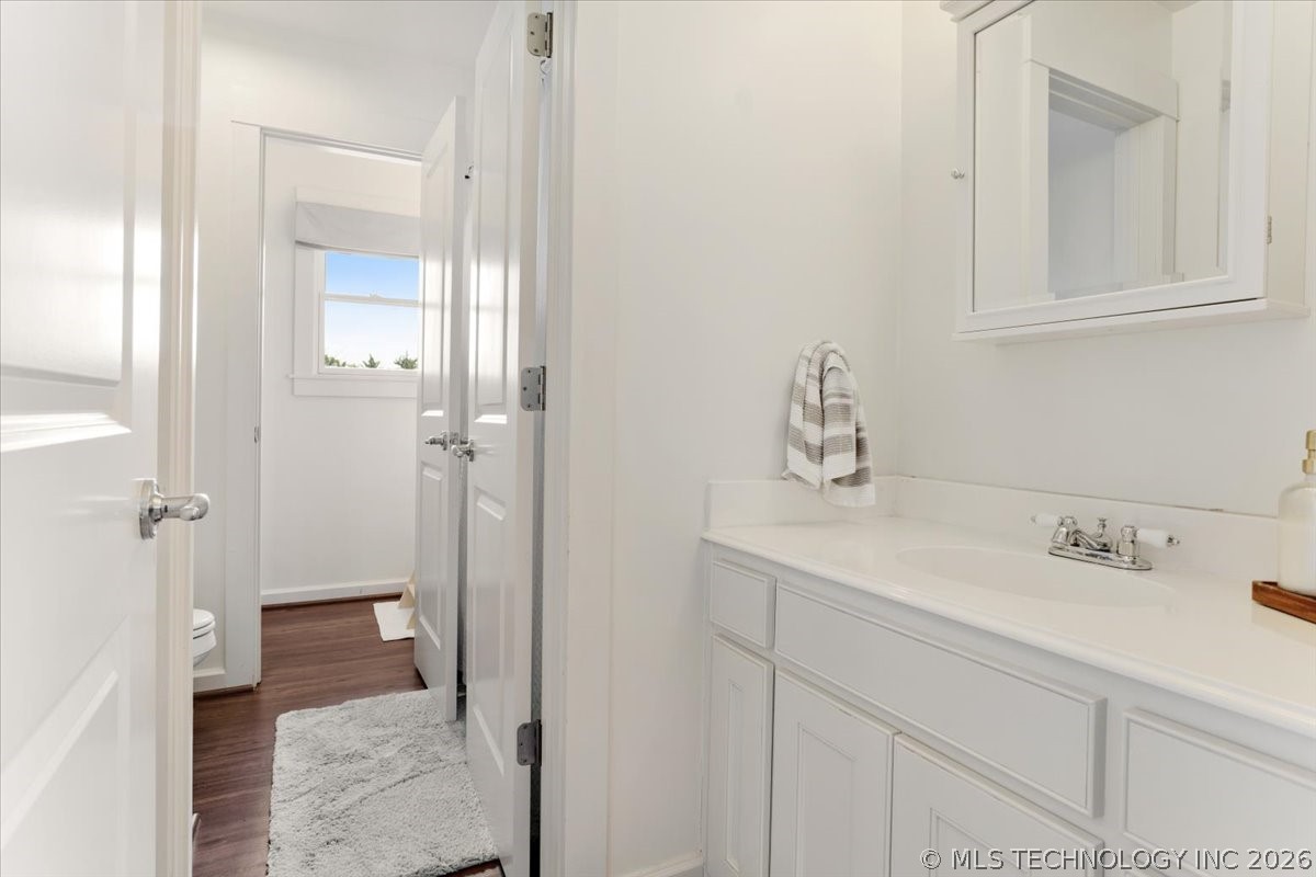 3419 Castle Court Property Photo 30
