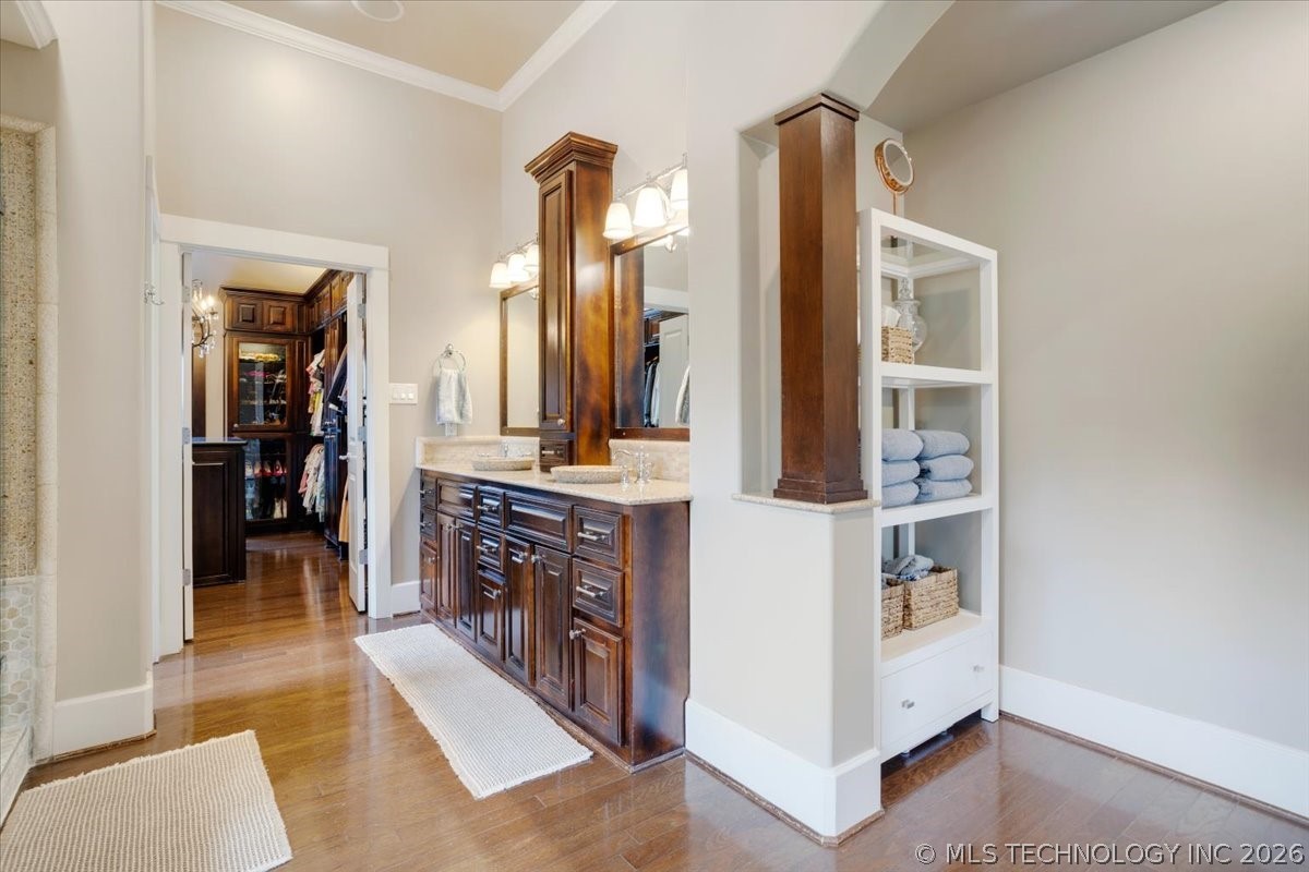 3419 Castle Court Property Photo 36