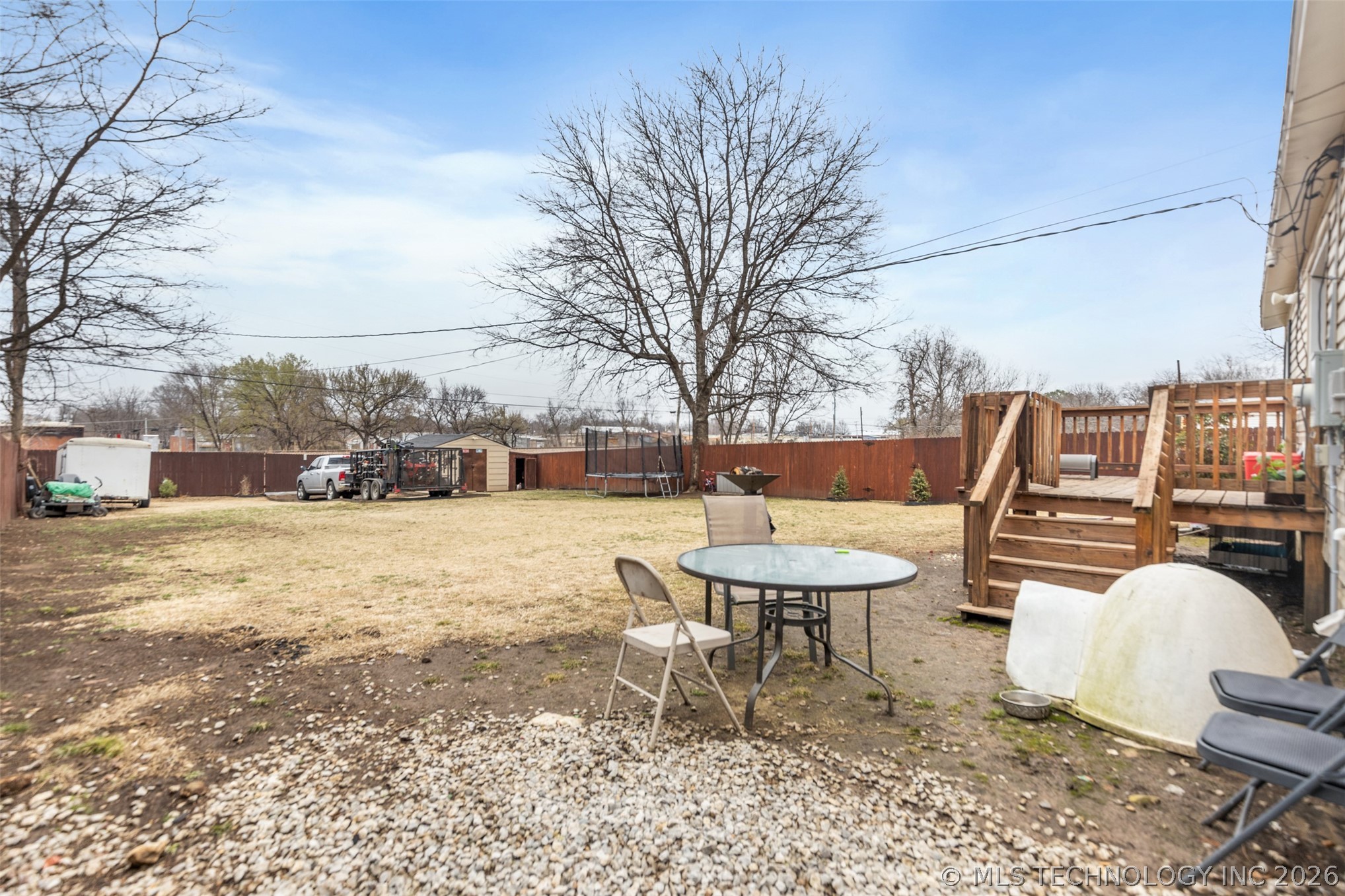 5911 E Reading Street Property Photo 15