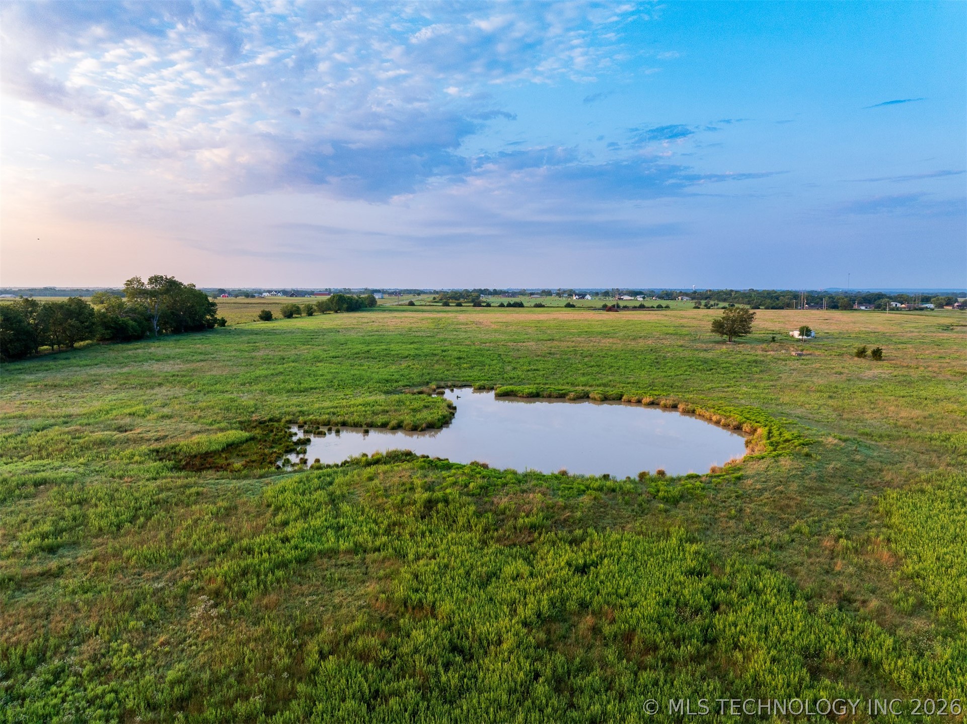 7 N 3990 Road Property Photo 10