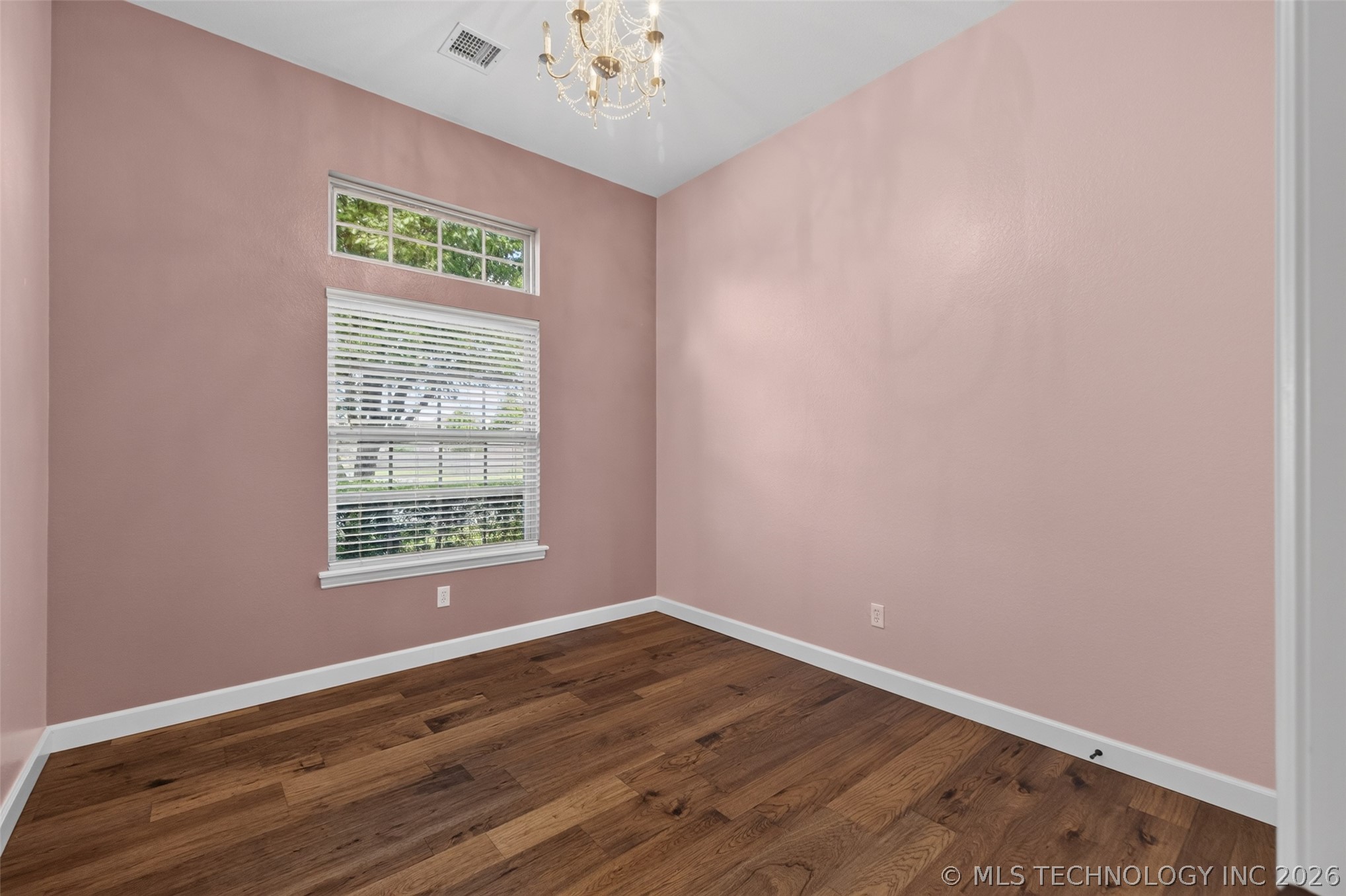 4807 S 187th East Avenue Property Photo 32