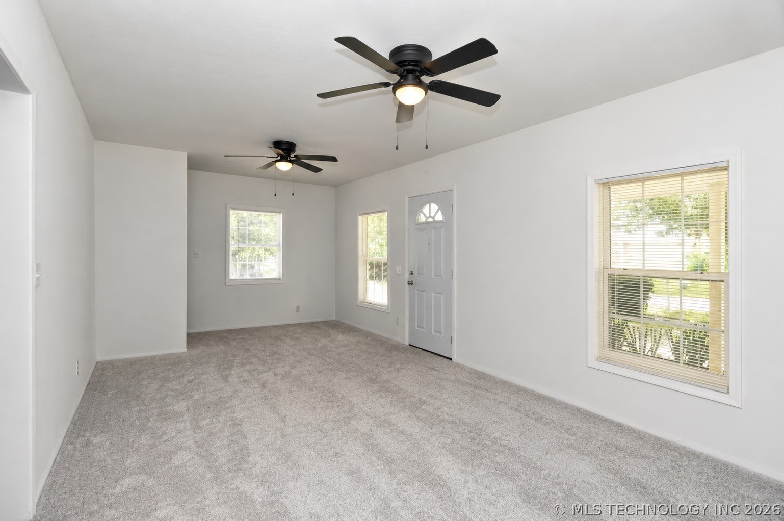 611 E 4th Street Property Photo 8
