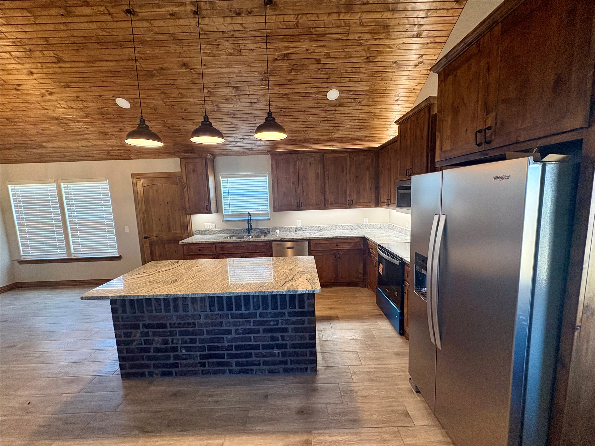 11729 Sandy Acres Trail Property Photo 4
