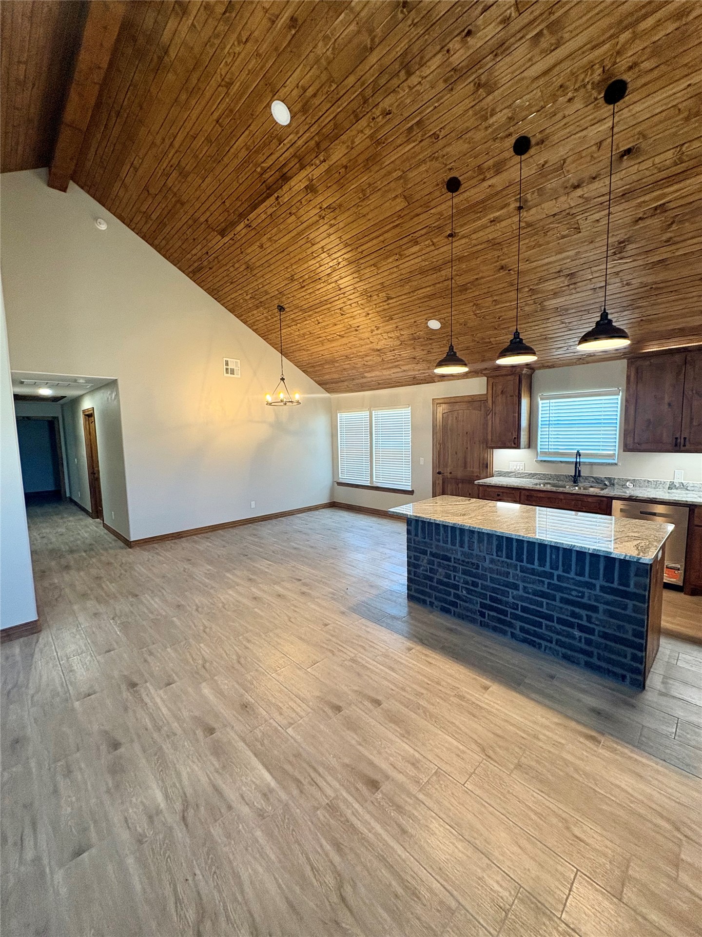 11729 Sandy Acres Trail Property Photo 6
