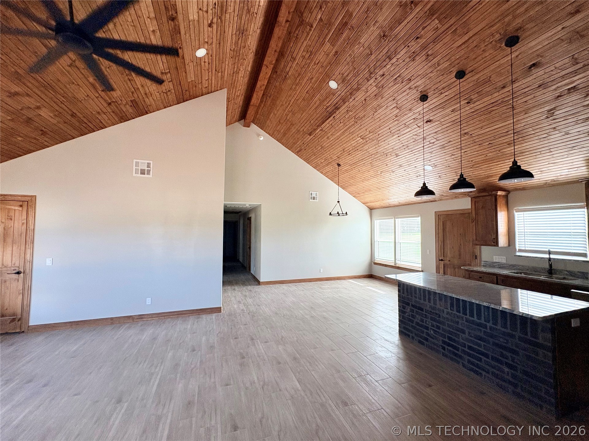 11729 Sandy Acres Trail Property Photo 7
