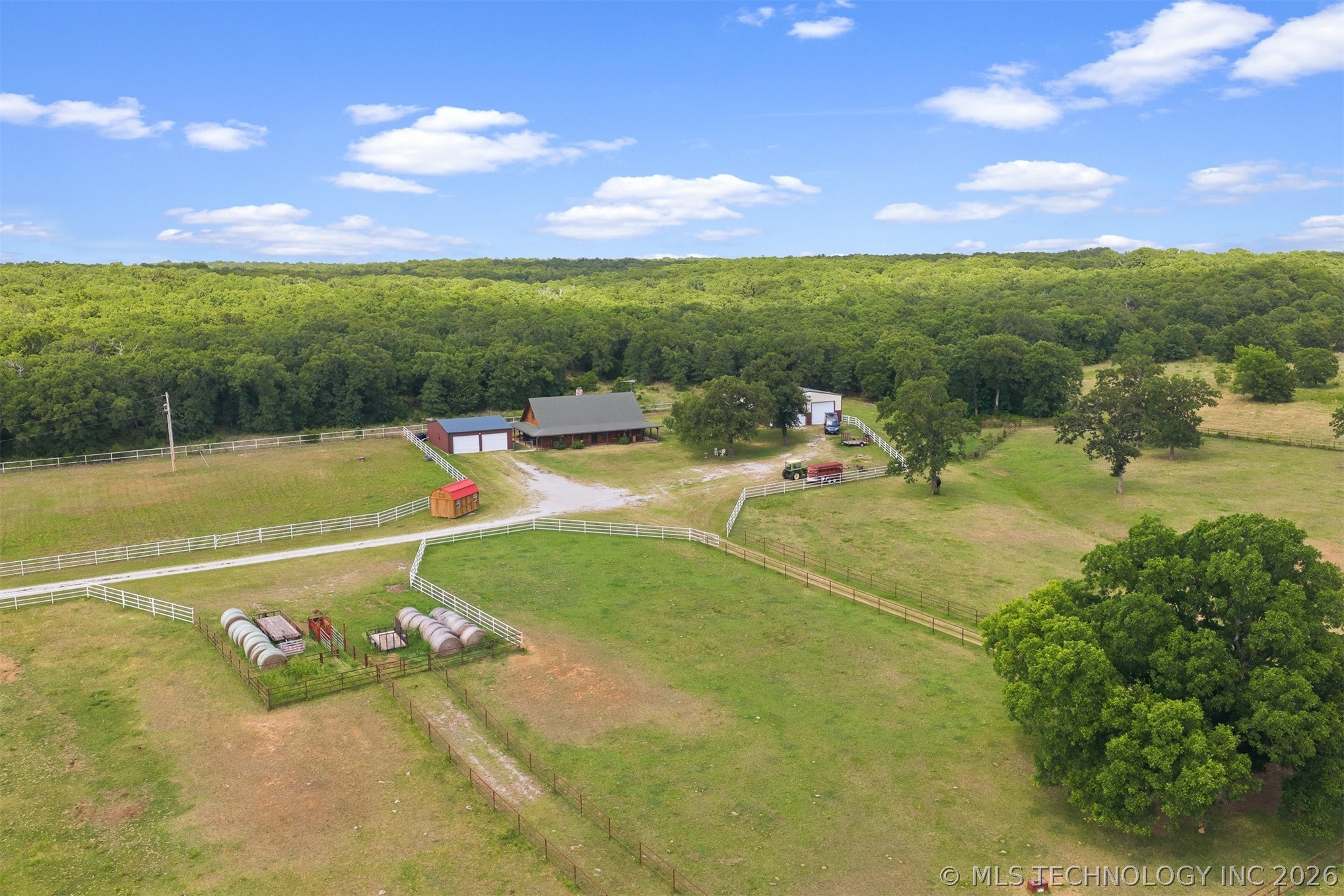 2650 Santa Fe Property Photo 2