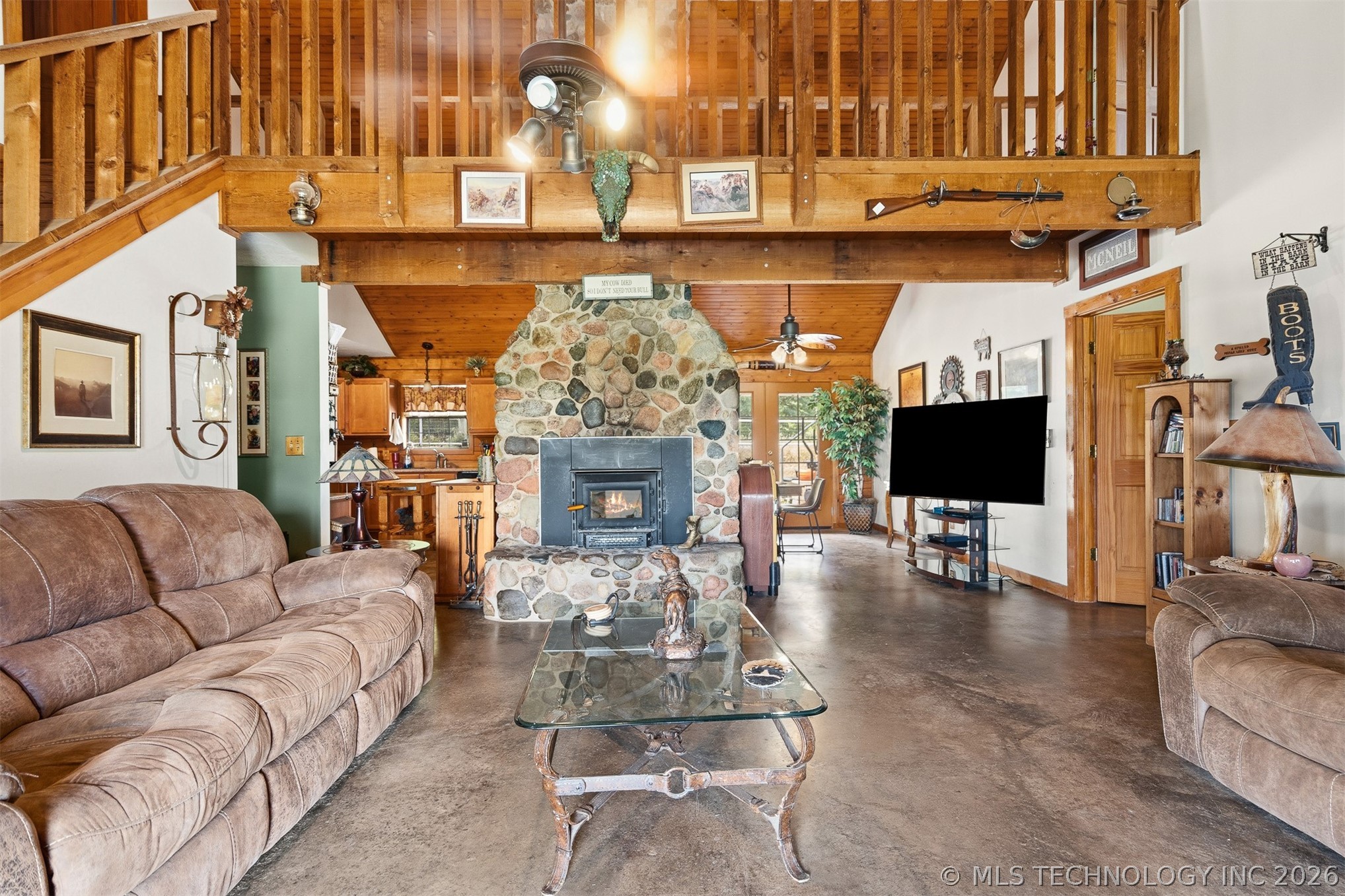 2650 Santa Fe Property Photo 3