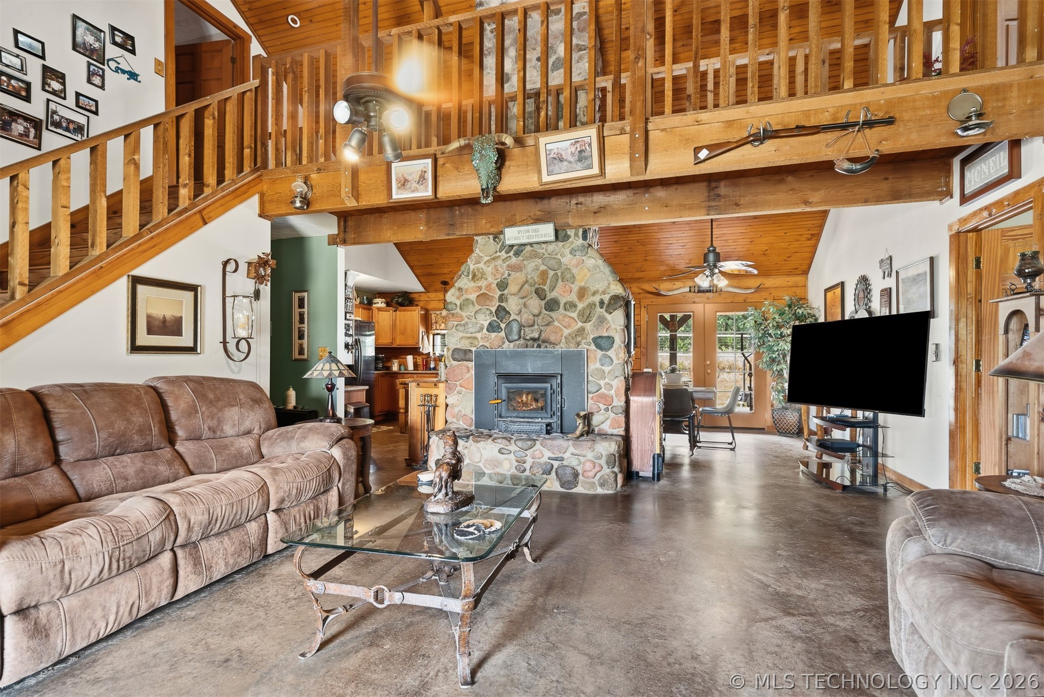 2650 Santa Fe Property Photo 4