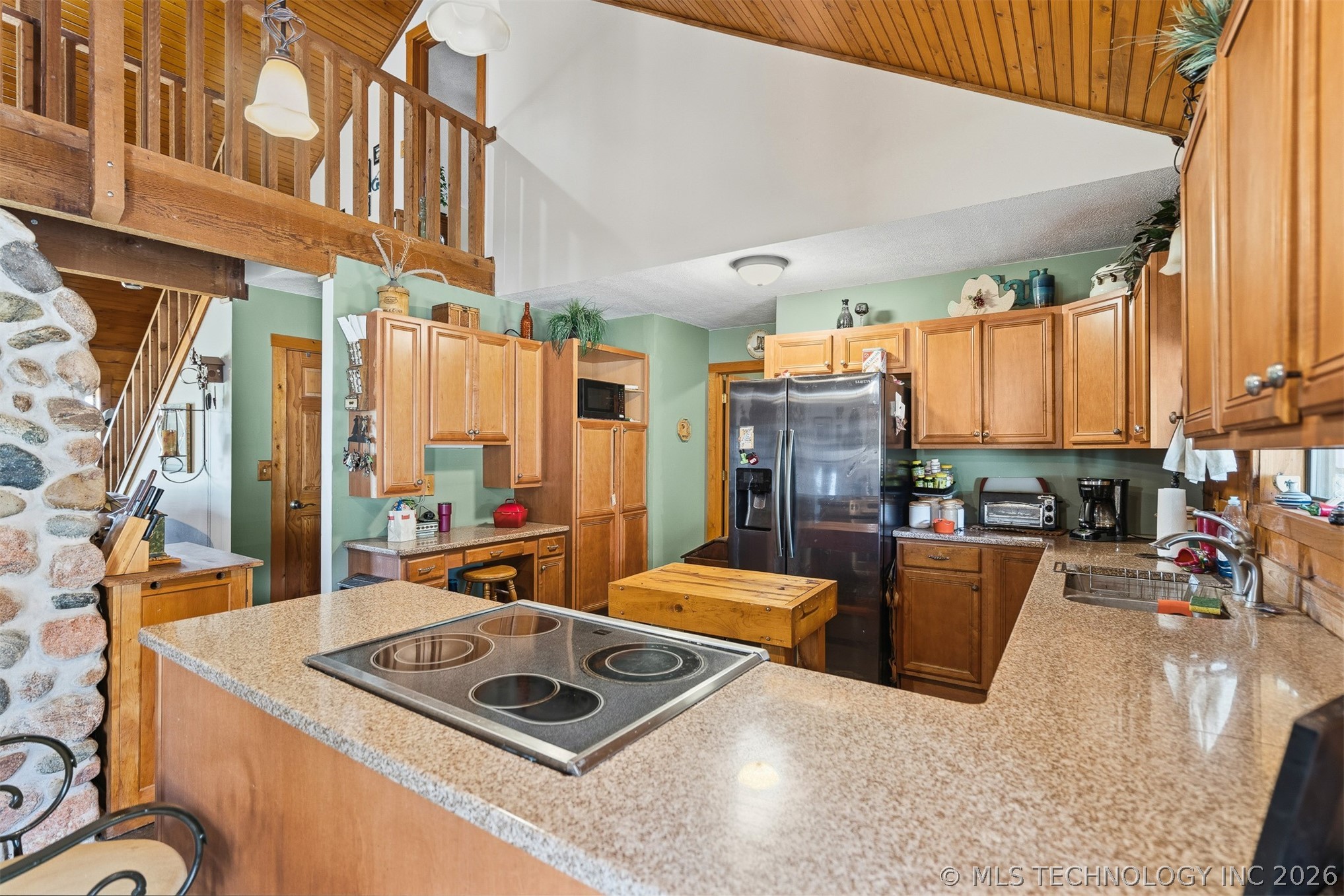 2650 Santa Fe Property Photo 11