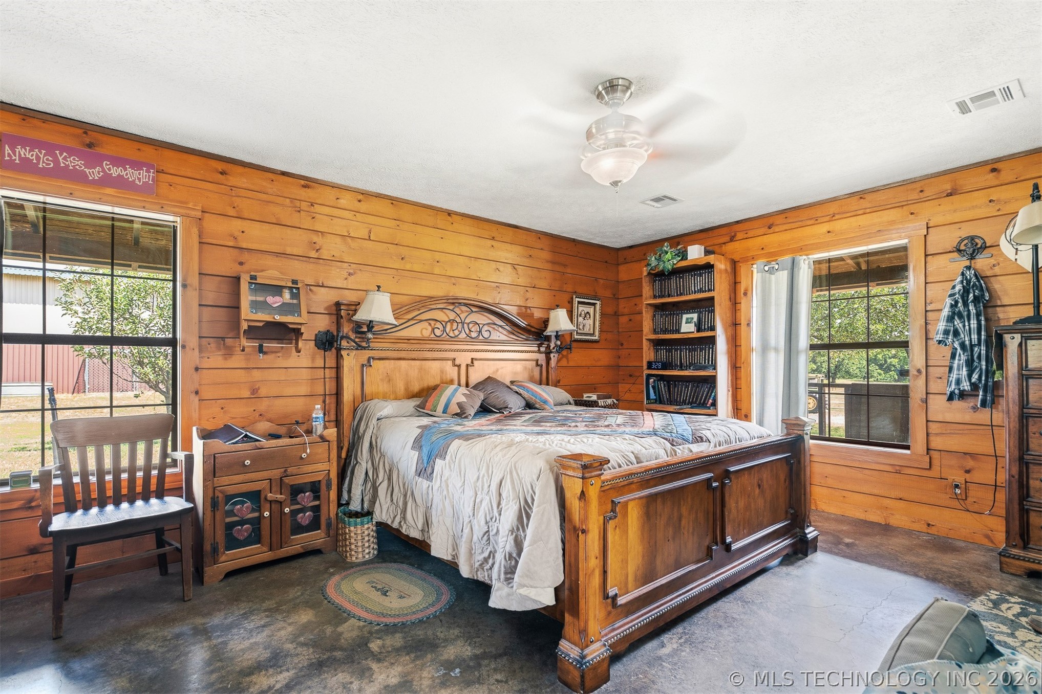 2650 Santa Fe Property Photo 16