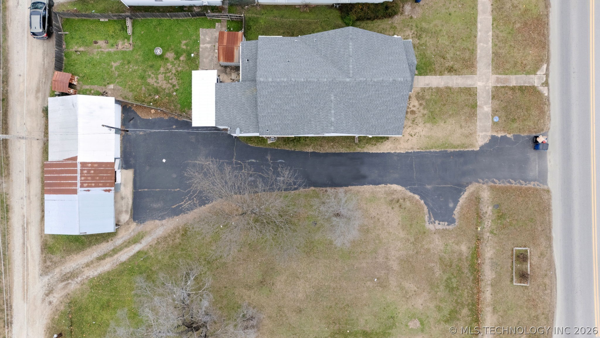 422 W Davis Drive Property Photo 28