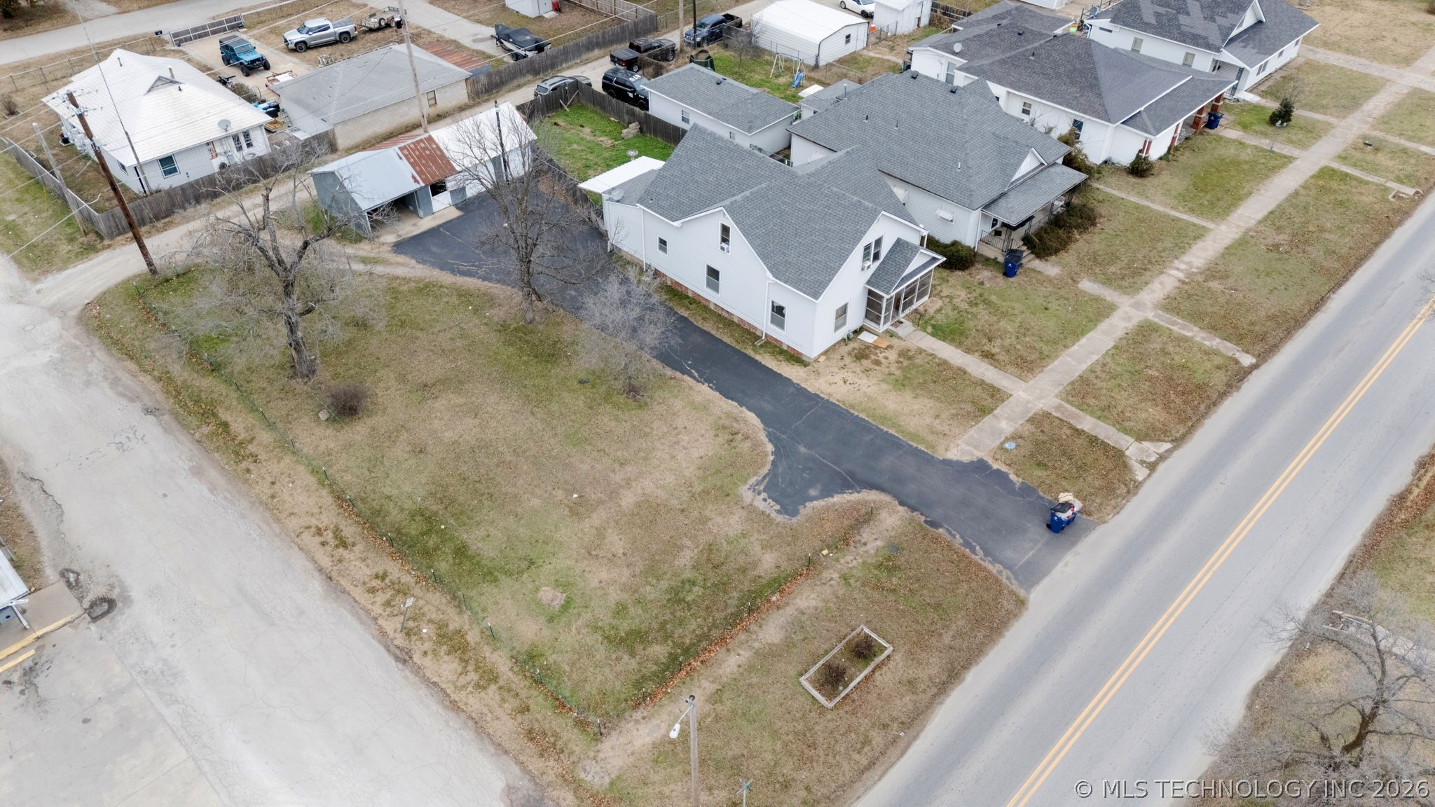 422 W Davis Drive Property Photo 30