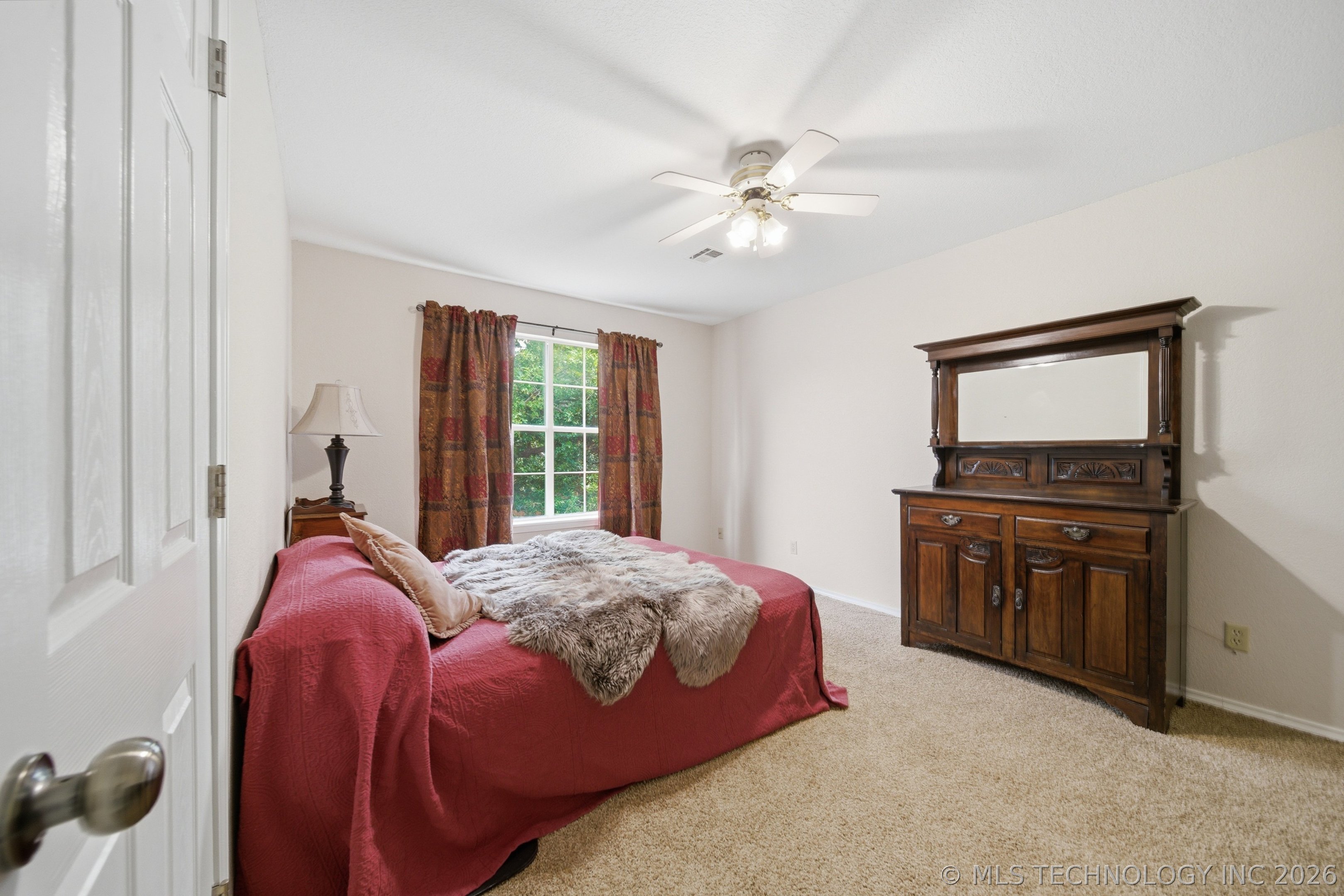 1290 N Cliff Drive Property Photo 33