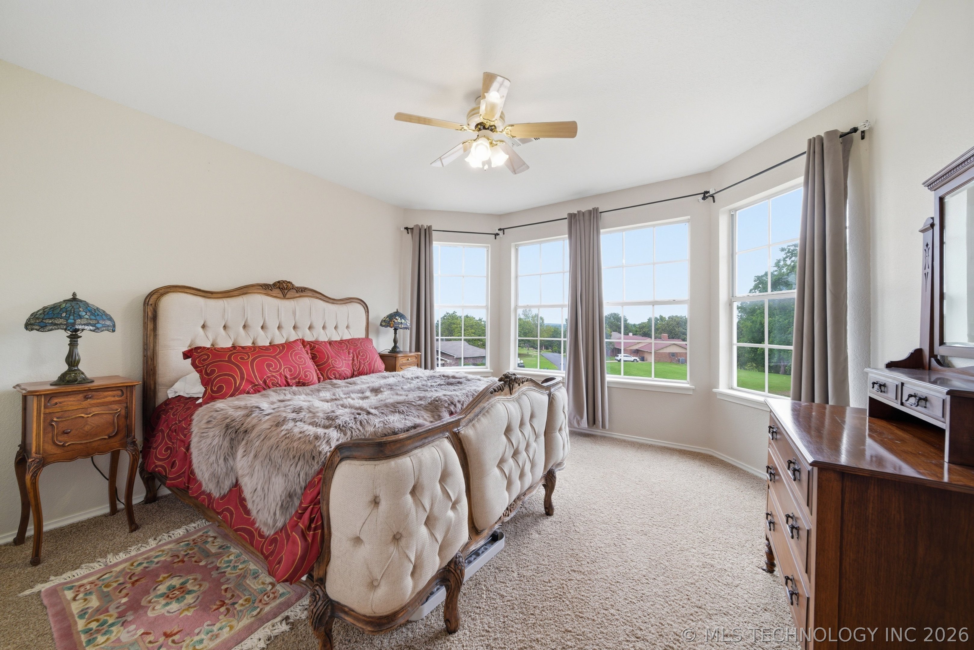 1290 N Cliff Drive Property Photo 34