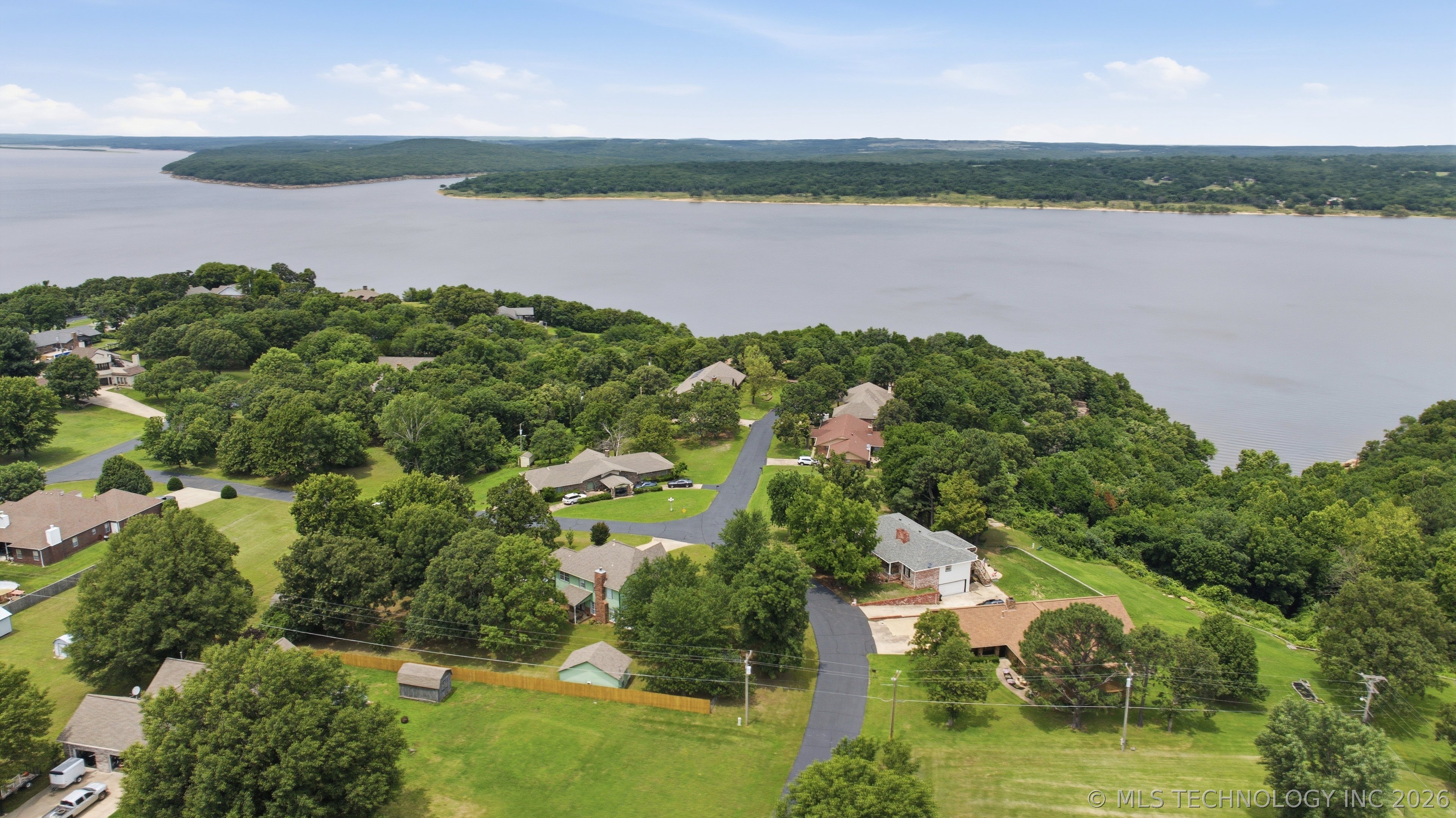 1290 N Cliff Drive Property Photo 42