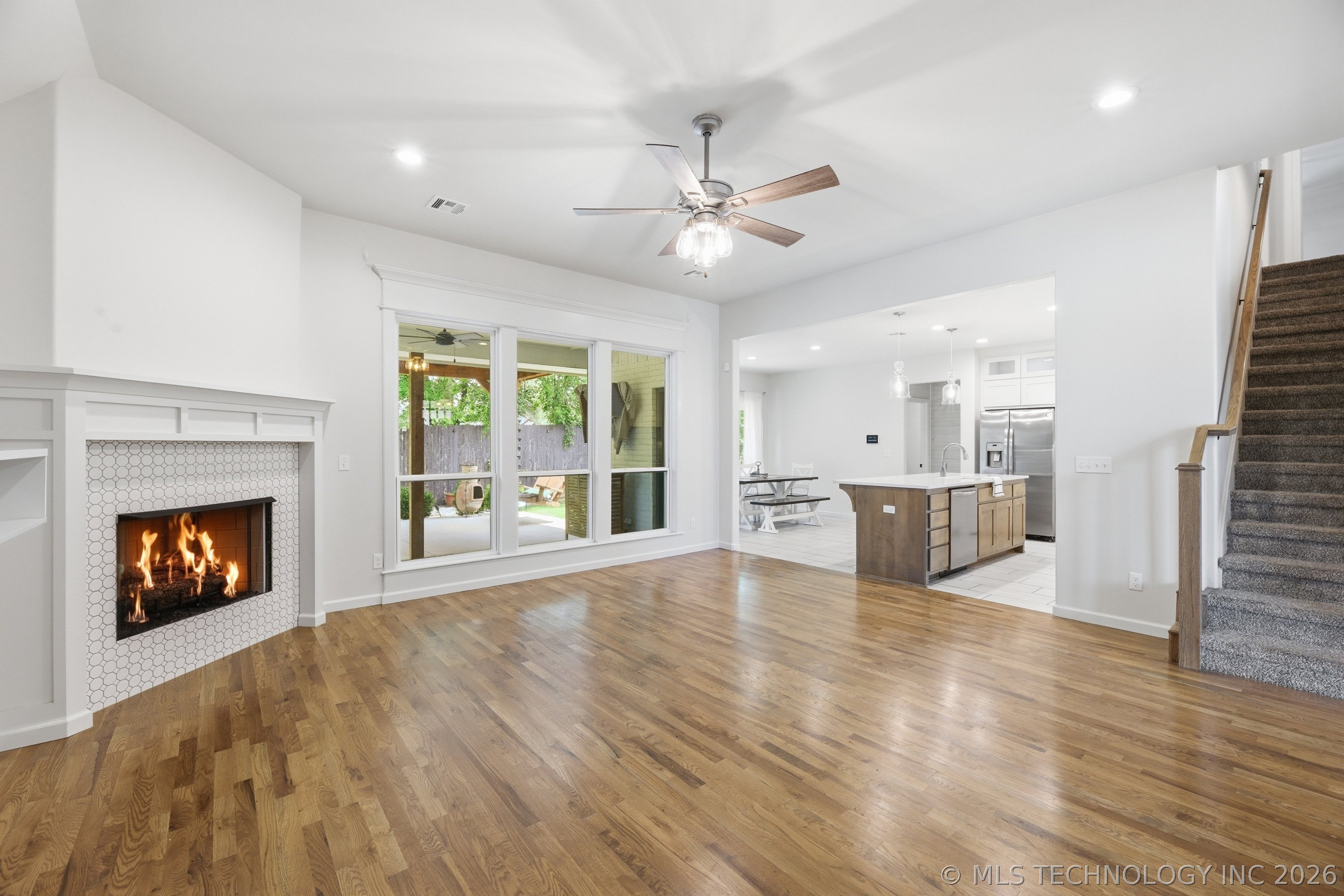 3730 S Fir Boulevard Property Photo 7