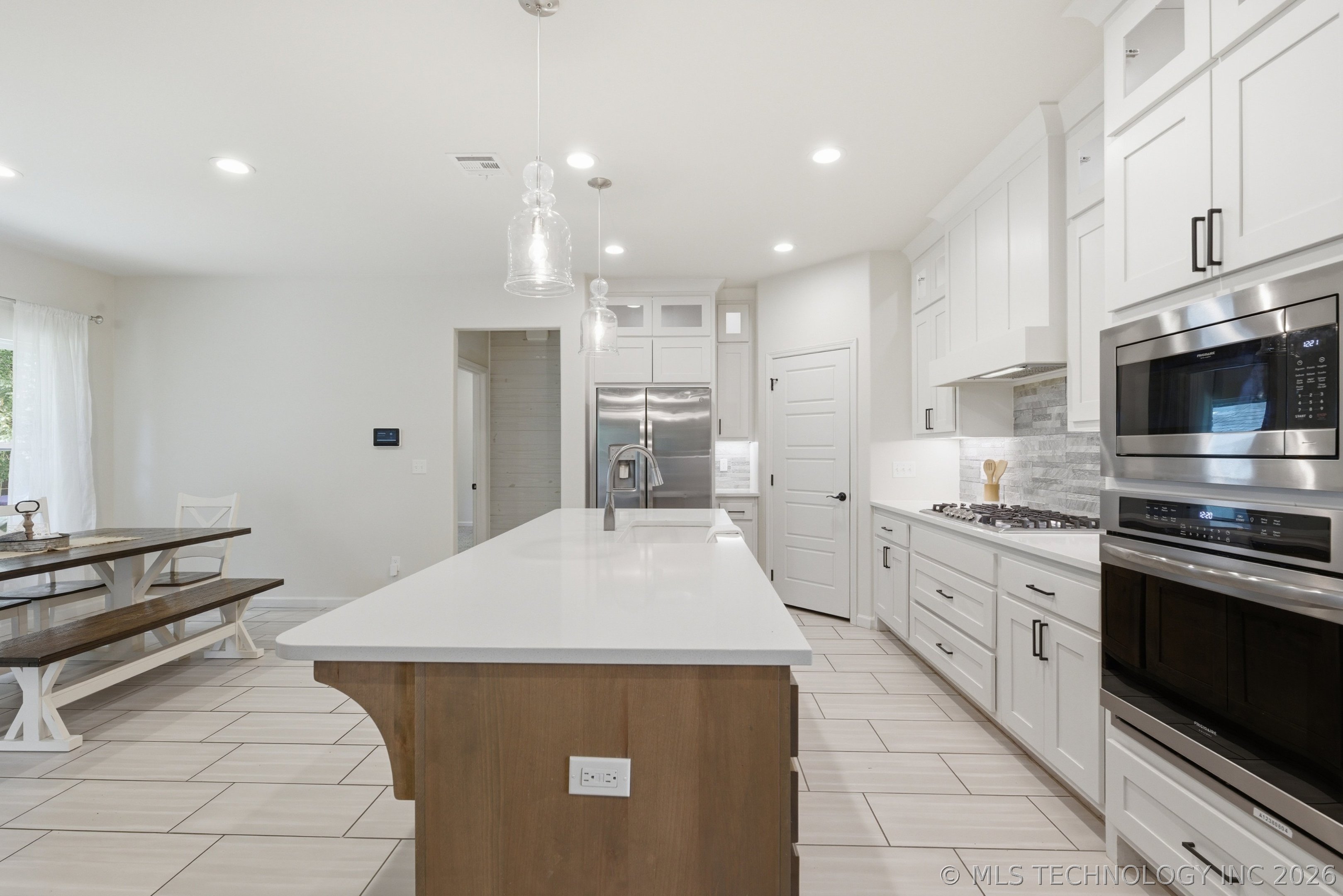 3730 S Fir Boulevard Property Photo 10