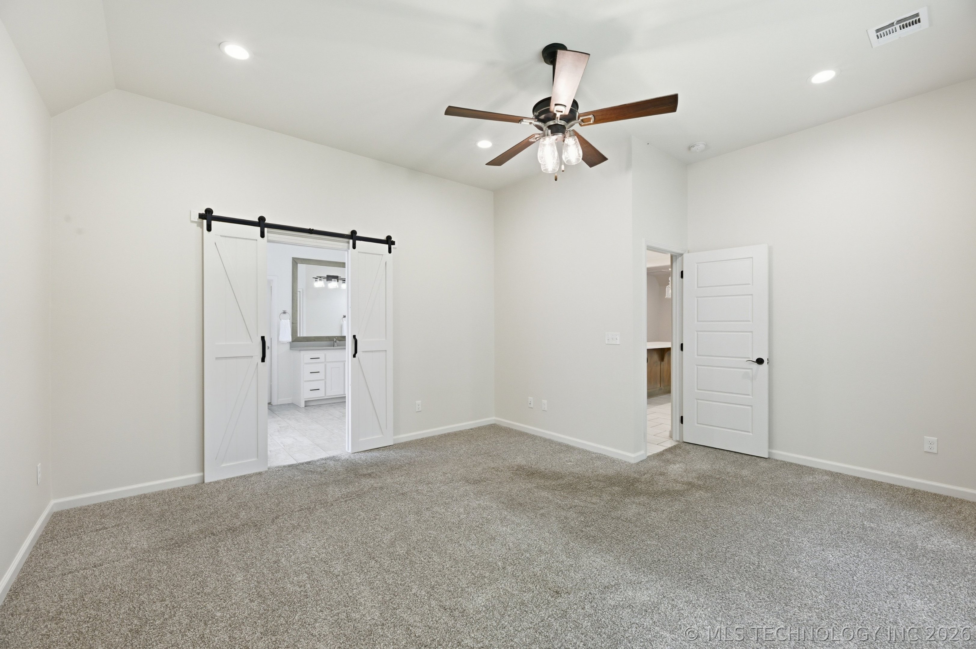 3730 S Fir Boulevard Property Photo 16