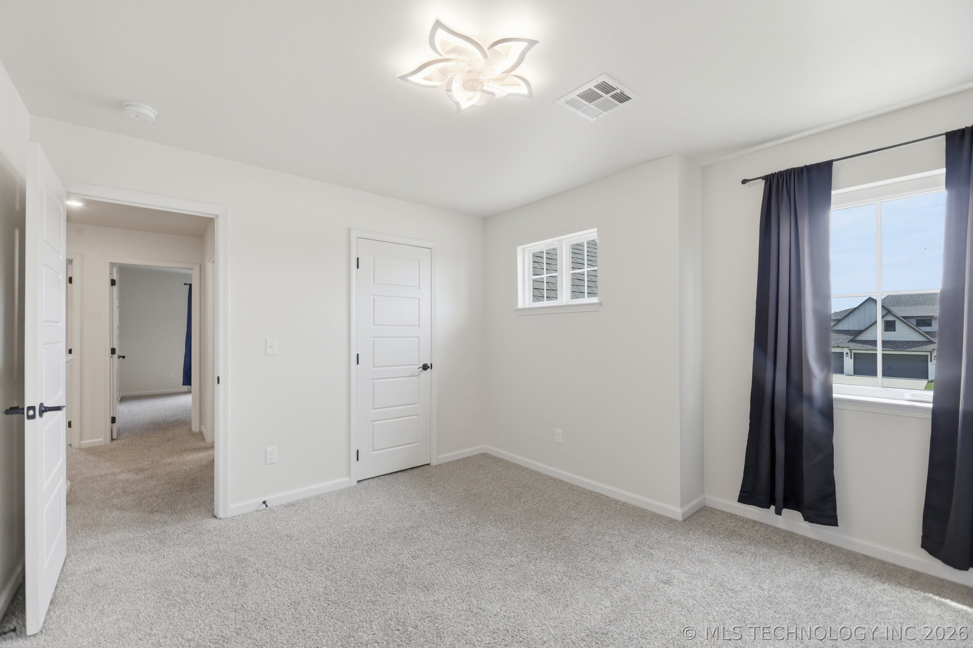 3730 S Fir Boulevard Property Photo 27