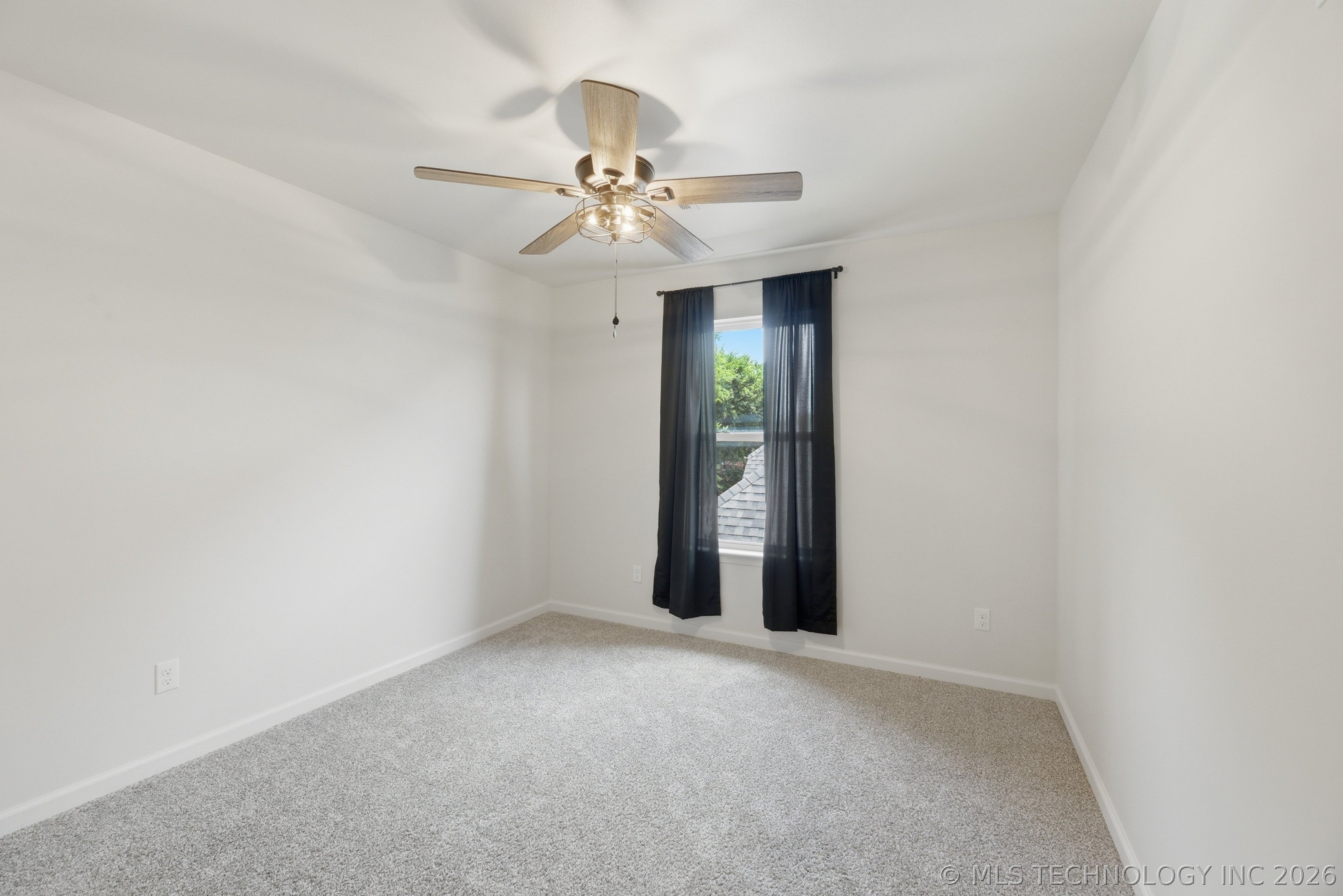 3730 S Fir Boulevard Property Photo 28
