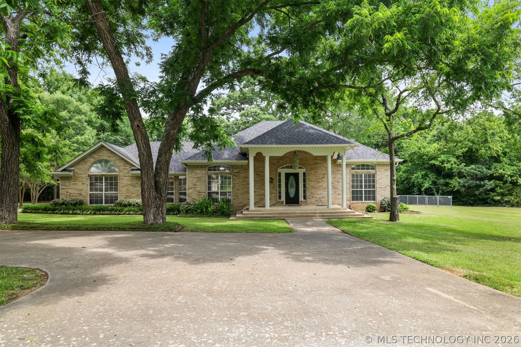 722 Westwood Property Photo 1