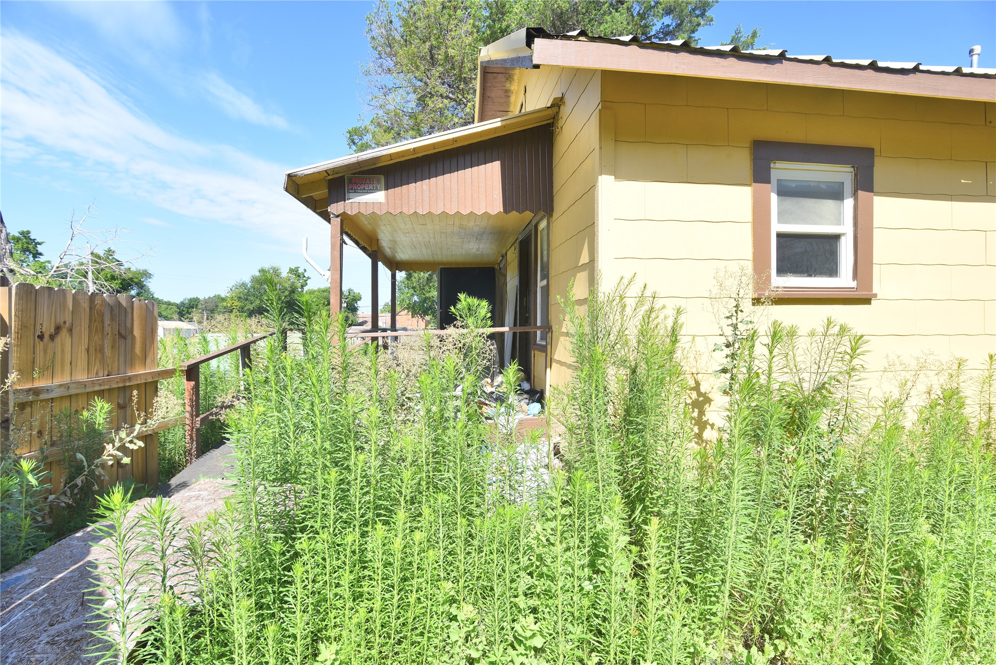 5134 Charles Page Boulevard Property Photo 3