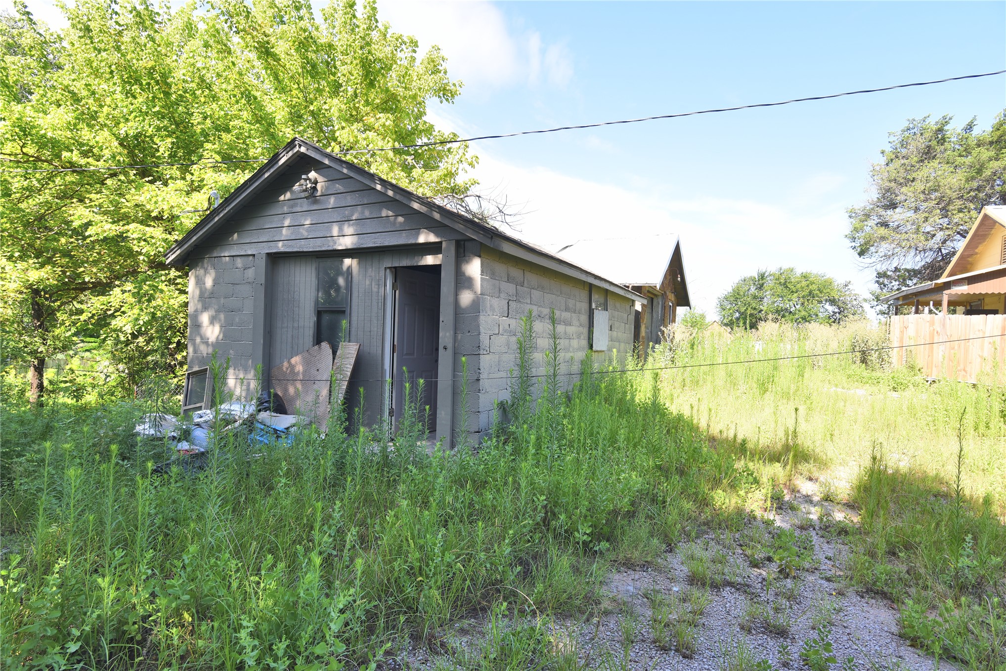 5134 Charles Page Boulevard Property Photo 6