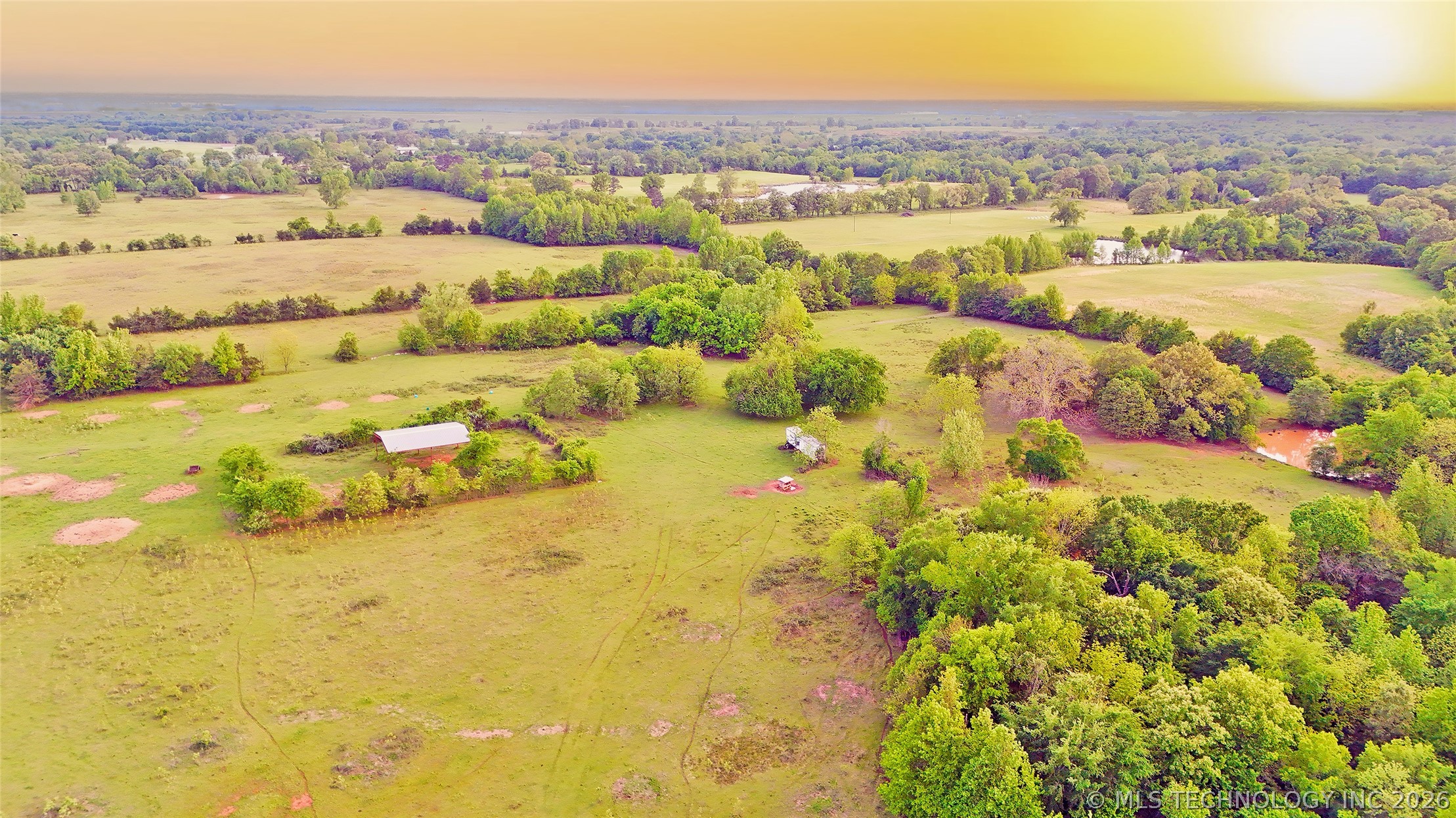 6 Ironstob Road Property Photo 6