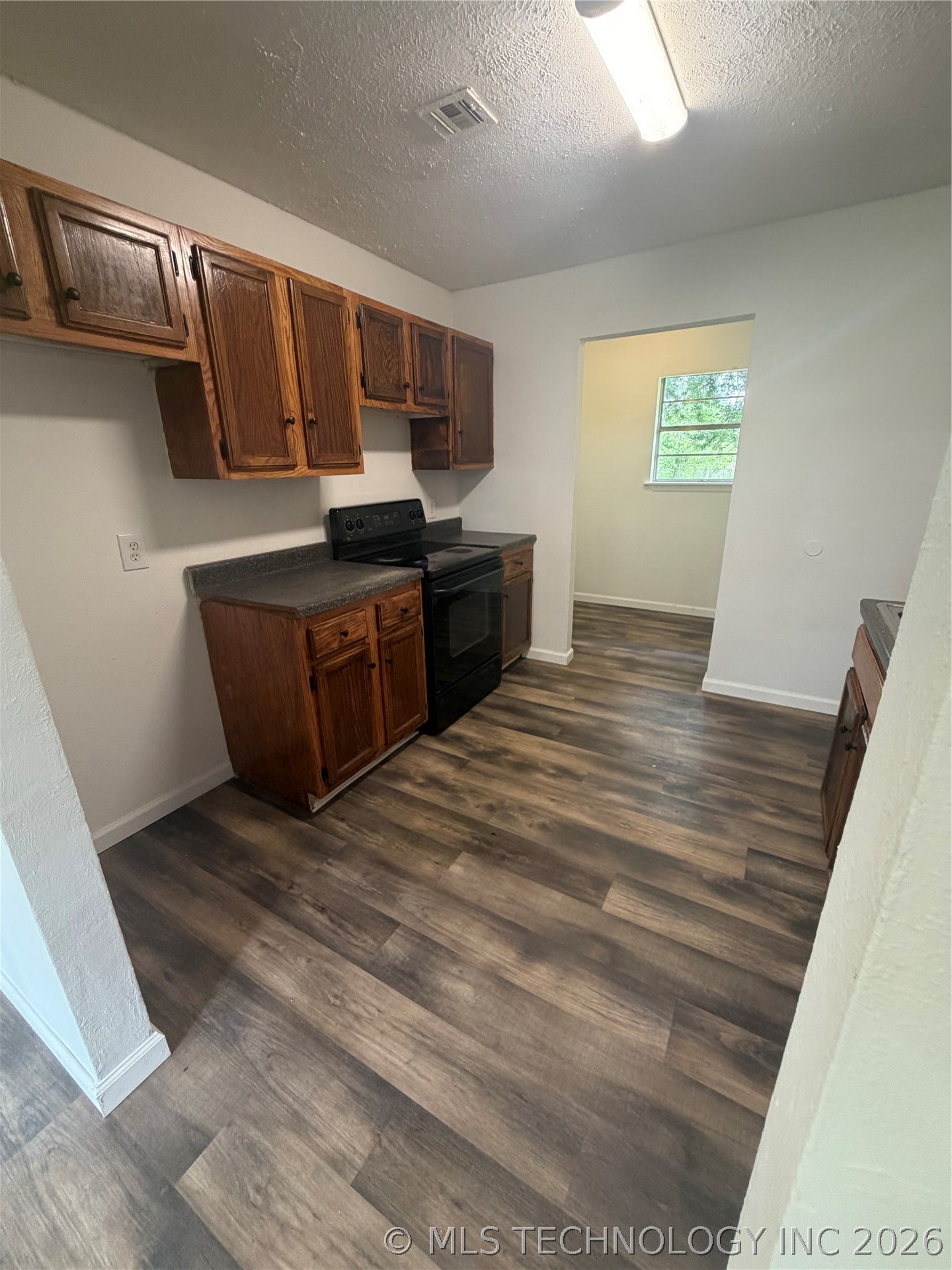 202 Quail Drive Property Photo 4