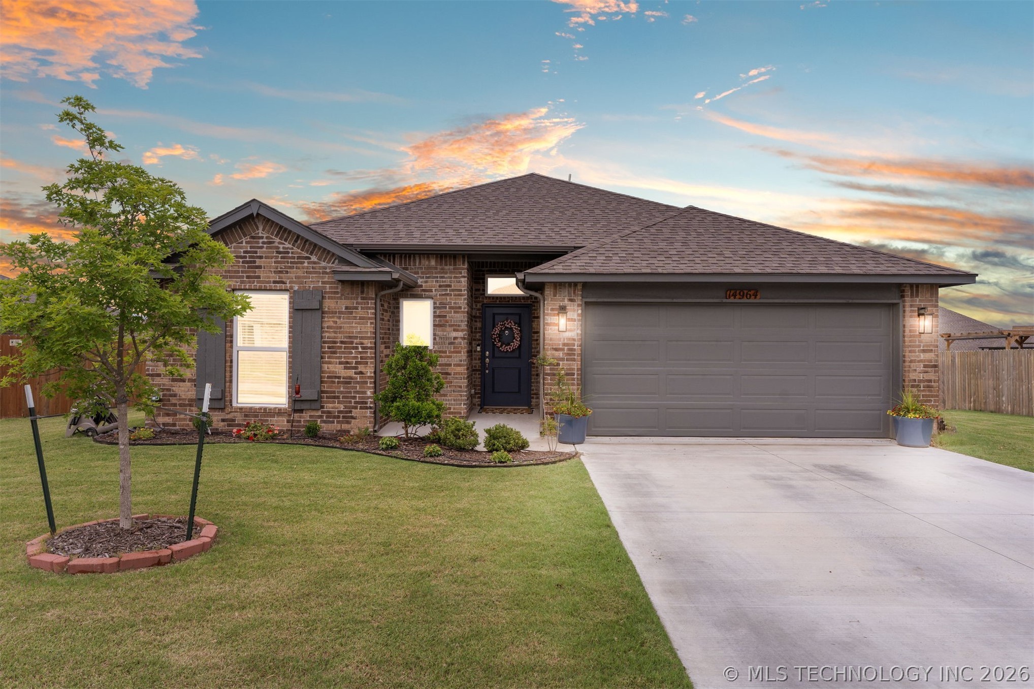 14964 S Poplar Place Property Photo 48