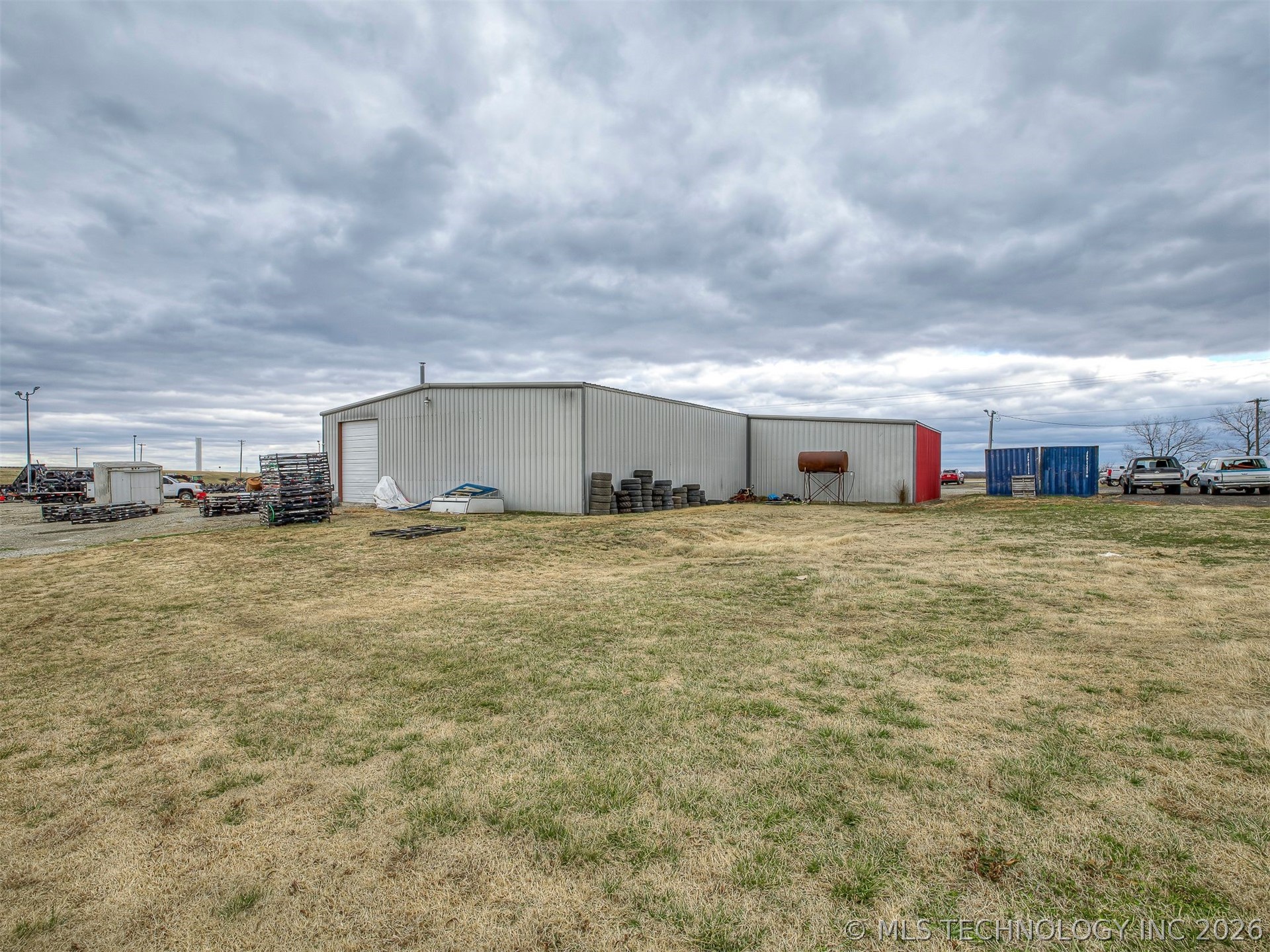 2238 N Broadway Property Photo 42