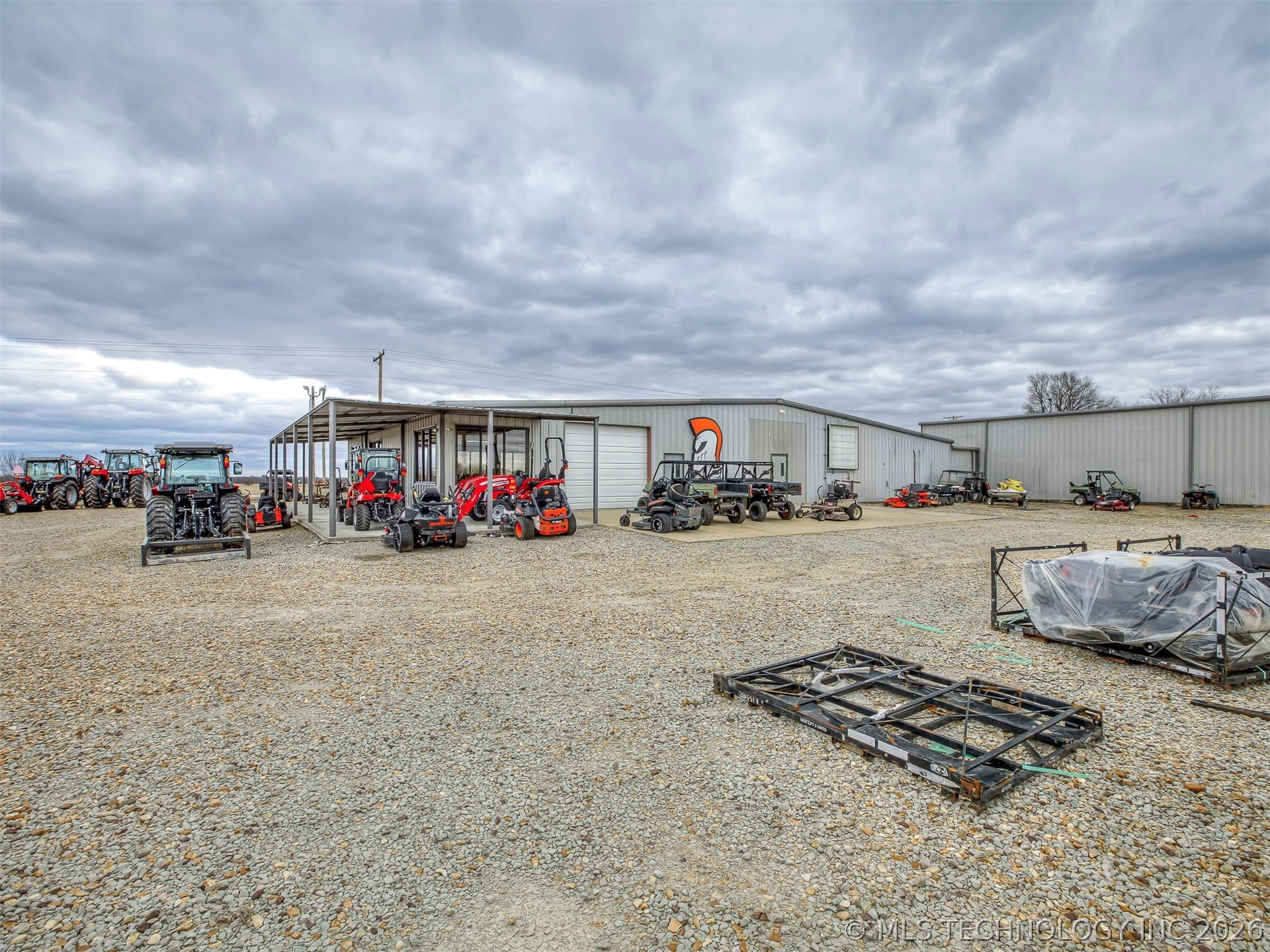 2238 N Broadway Property Photo 51