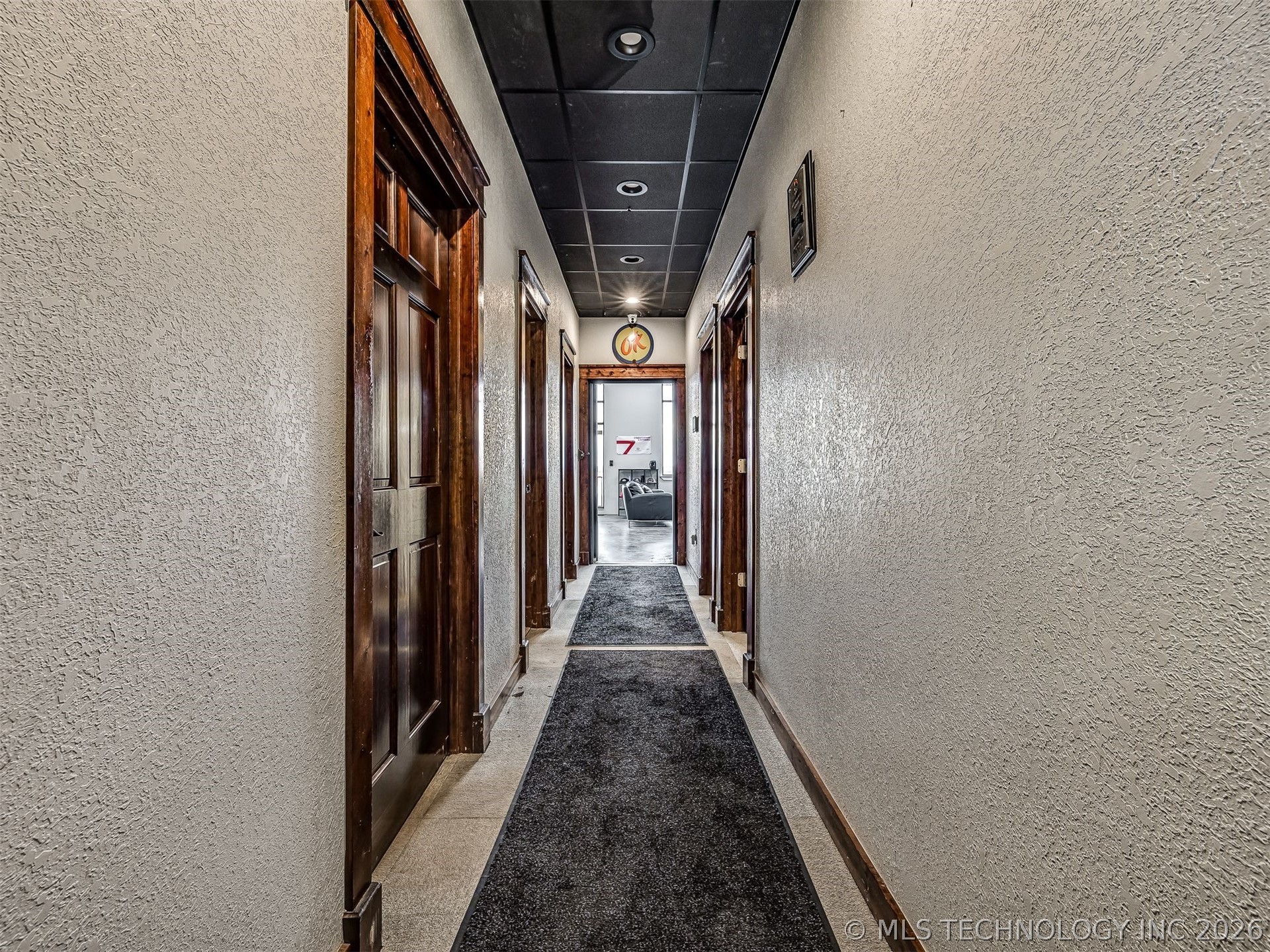 2238 N Broadway Property Photo 78